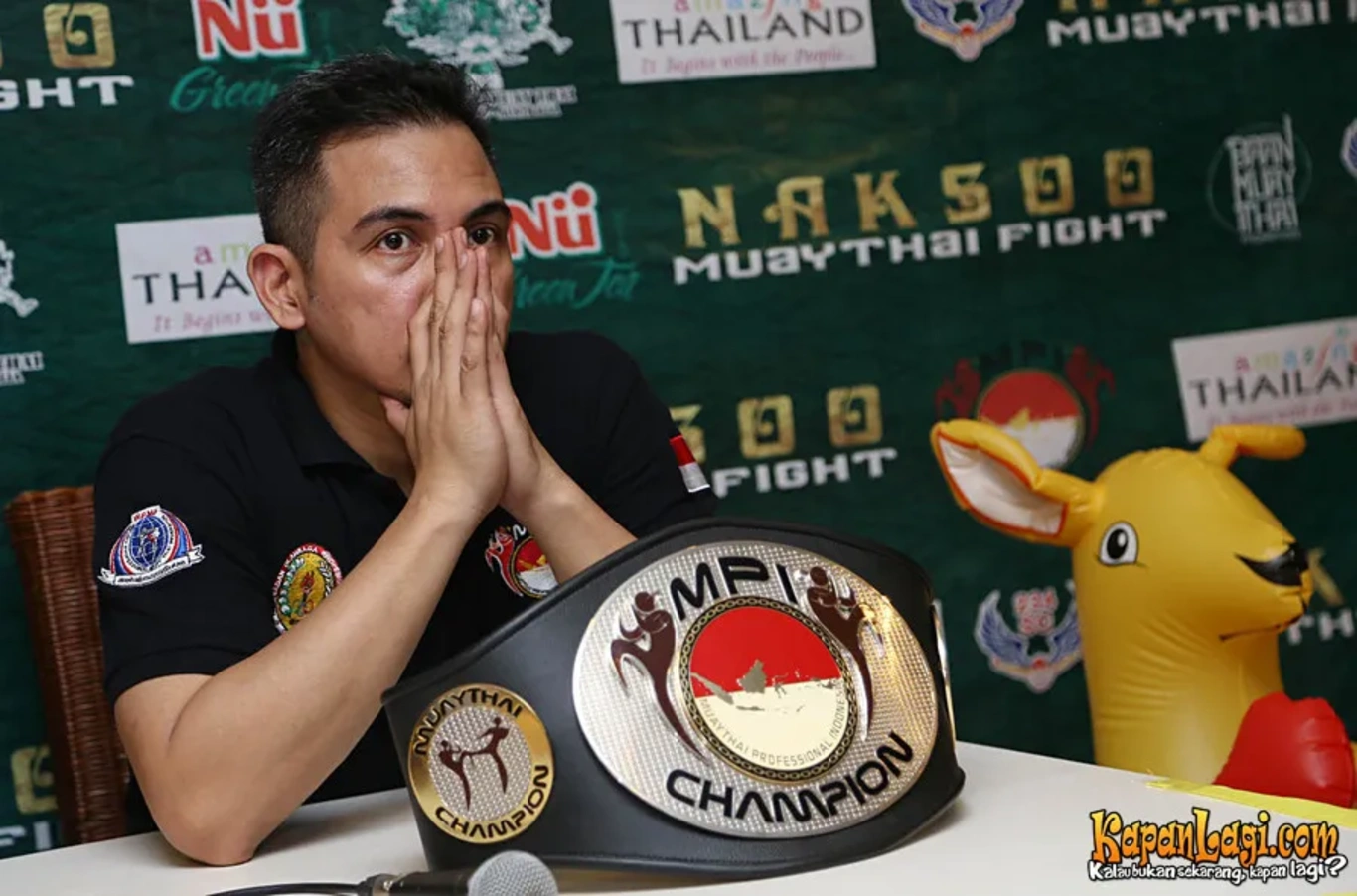 Jika Anda tidak melihat foto Frans Lingua, kemungkinan karena foto dengan nomor tersebut tidak tersedia di Kapanlagi.com™