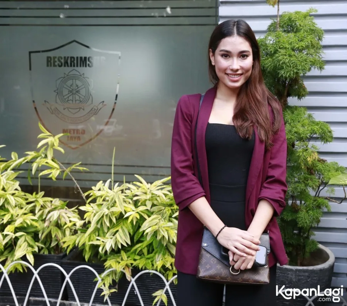 Jika Anda tidak melihat foto Frederika Cull, kemungkinan karena foto dengan nomor tersebut tidak tersedia di Kapanlagi.com™