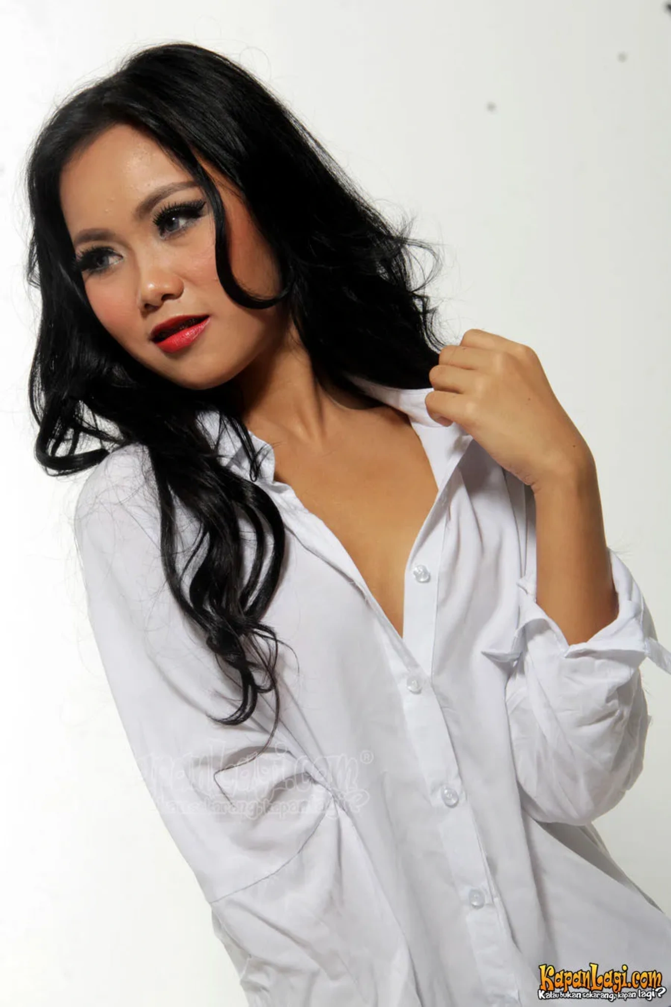 Jika Anda tidak melihat foto Frisca Barbera, kemungkinan karena foto dengan nomor tersebut tidak tersedia di Kapanlagi.com™