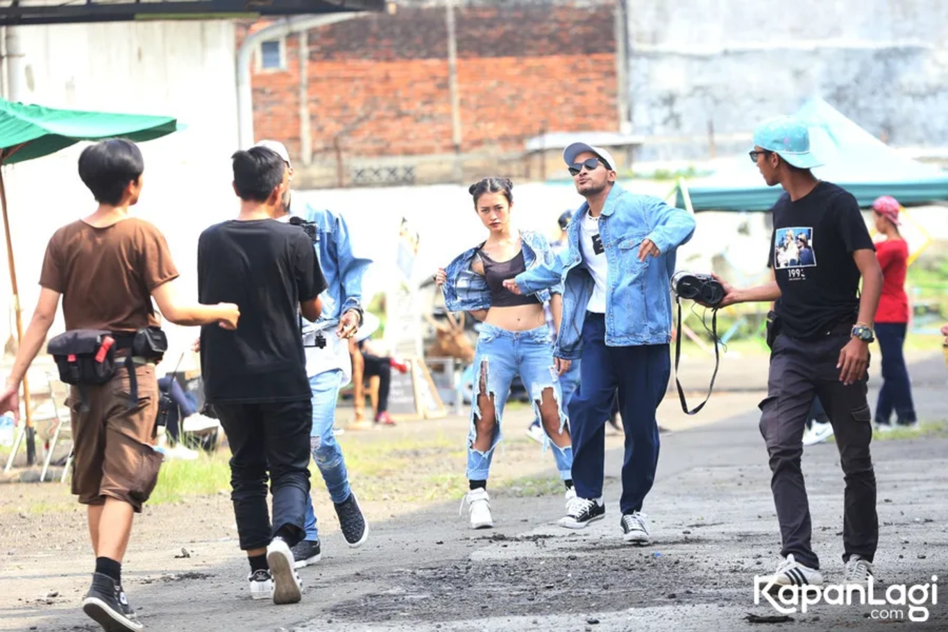 Jika Anda tidak melihat foto Gamaliel, kemungkinan karena foto dengan nomor tersebut tidak tersedia di Kapanlagi.com™