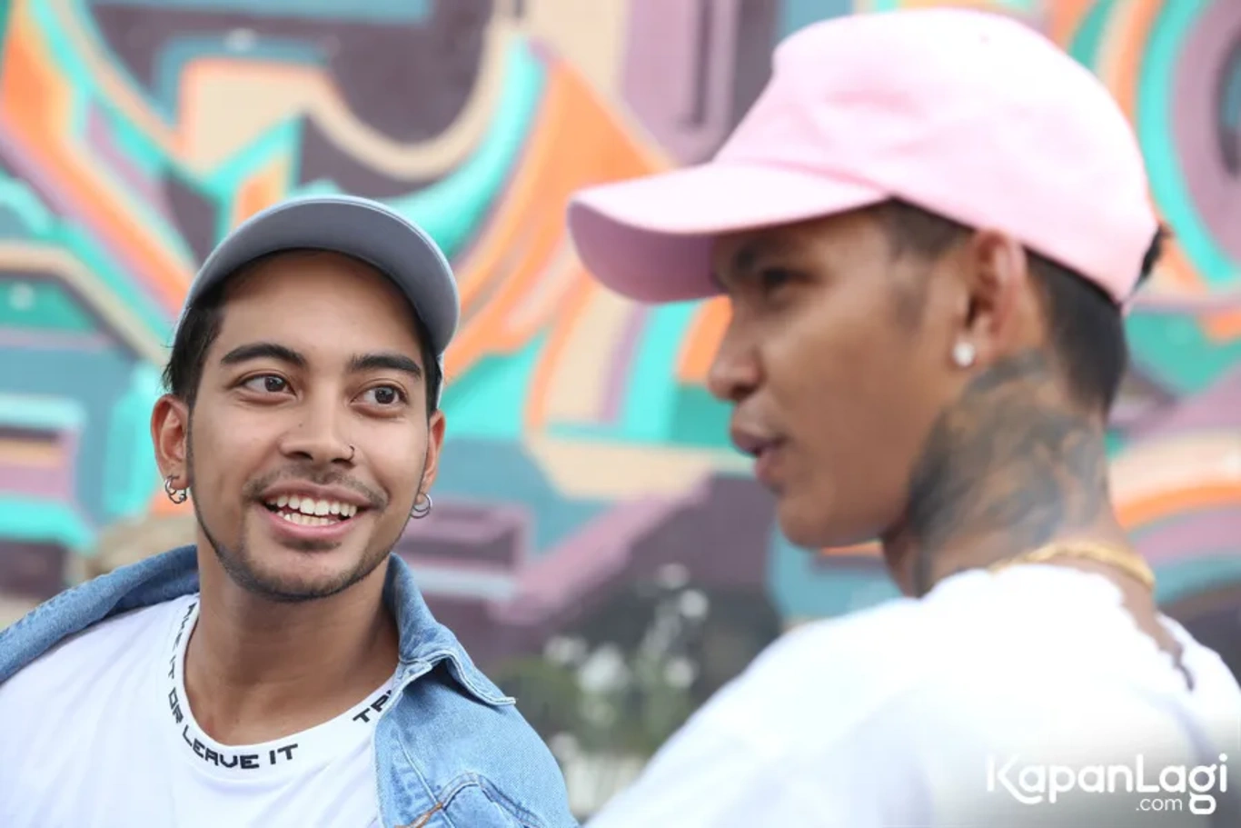 Jika Anda tidak melihat foto Gamaliel, kemungkinan karena foto dengan nomor tersebut tidak tersedia di Kapanlagi.com™