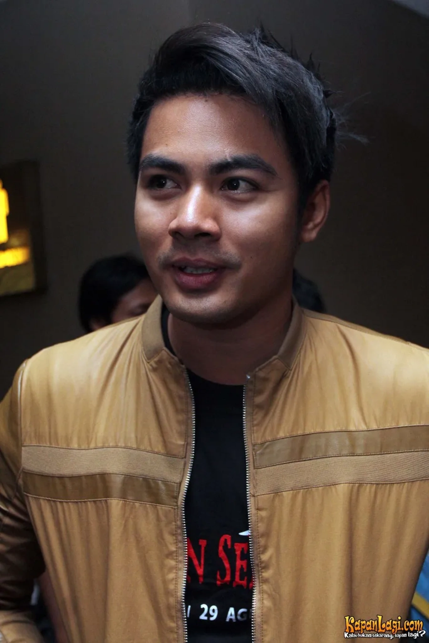 Jika Anda tidak melihat foto Guntur Triyoga, kemungkinan karena foto dengan nomor tersebut tidak tersedia di Kapanlagi.com™