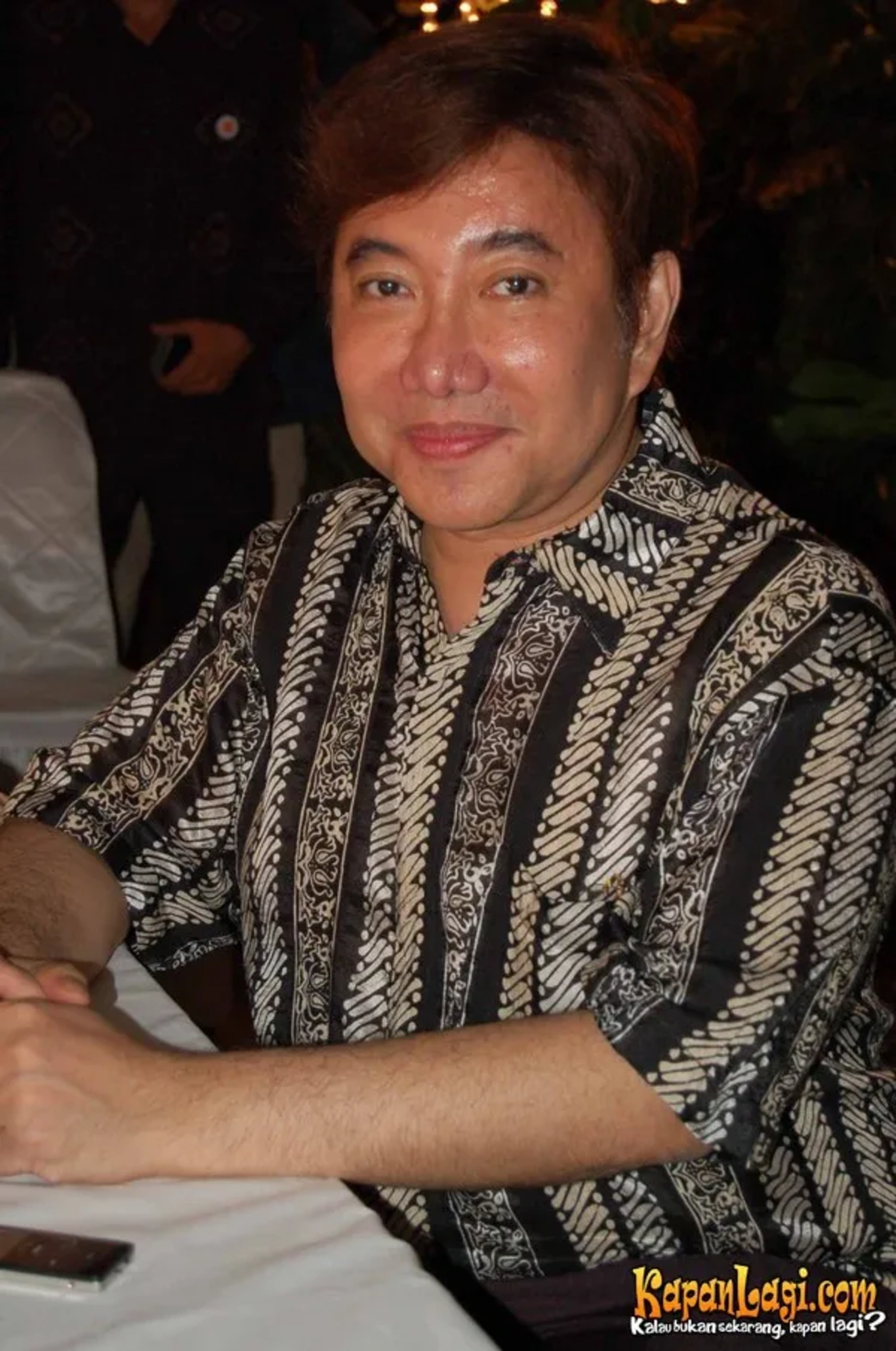 Jika Anda tidak melihat foto Guruh Soekarno Putra, kemungkinan karena foto dengan nomor tersebut tidak tersedia di Kapanlagi.com™