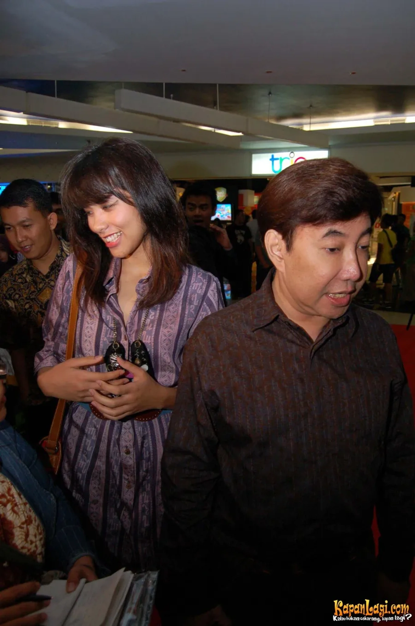 Jika Anda tidak melihat foto Guruh Soekarno Putra, kemungkinan karena foto dengan nomor tersebut tidak tersedia di Kapanlagi.com™