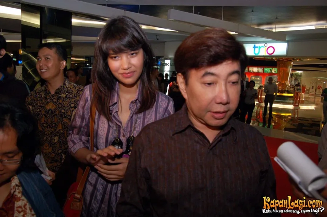 Jika Anda tidak melihat foto Guruh Soekarno Putra, kemungkinan karena foto dengan nomor tersebut tidak tersedia di Kapanlagi.com™