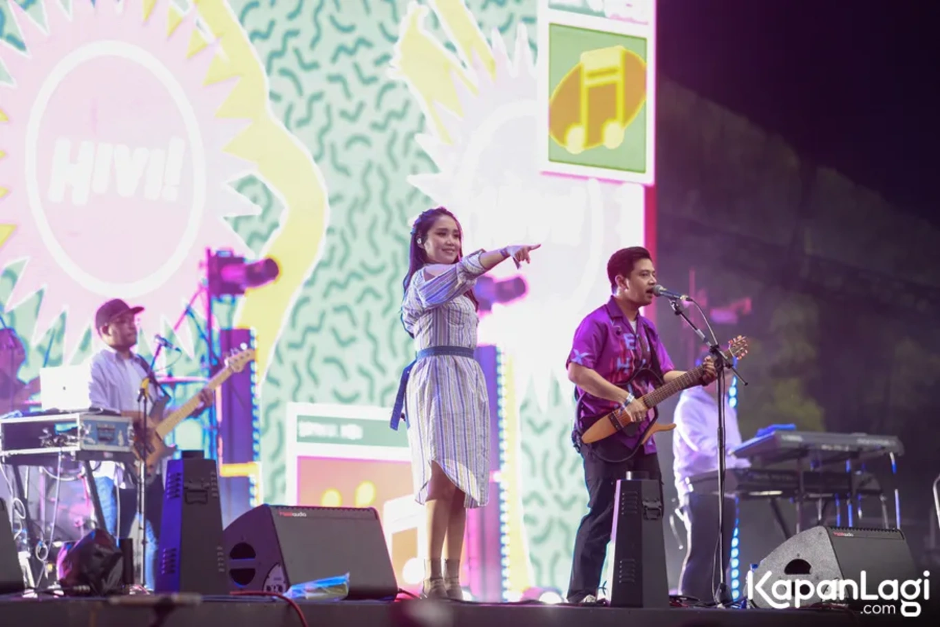 Jika Anda tidak melihat foto Hivi, kemungkinan karena foto dengan nomor tersebut tidak tersedia di Kapanlagi.com™