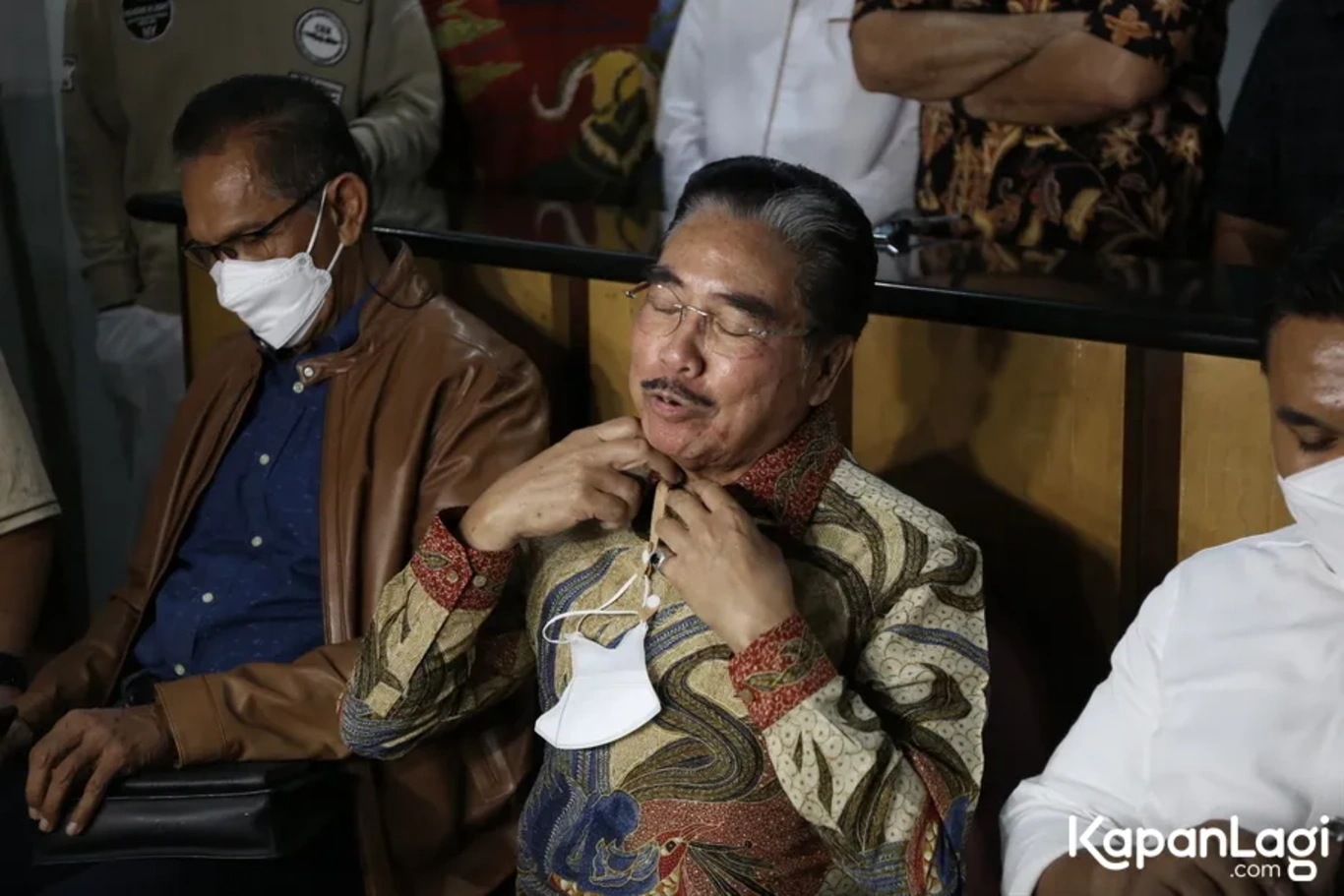 Jika Anda tidak melihat foto Hotma Sitompul, kemungkinan karena foto dengan nomor tersebut tidak tersedia di Kapanlagi.com™