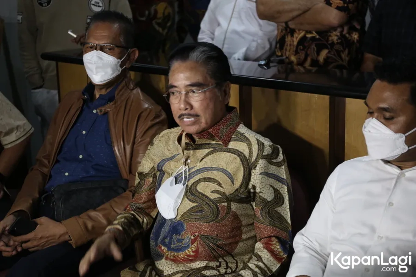Jika Anda tidak melihat foto Hotma Sitompul, kemungkinan karena foto dengan nomor tersebut tidak tersedia di Kapanlagi.com™