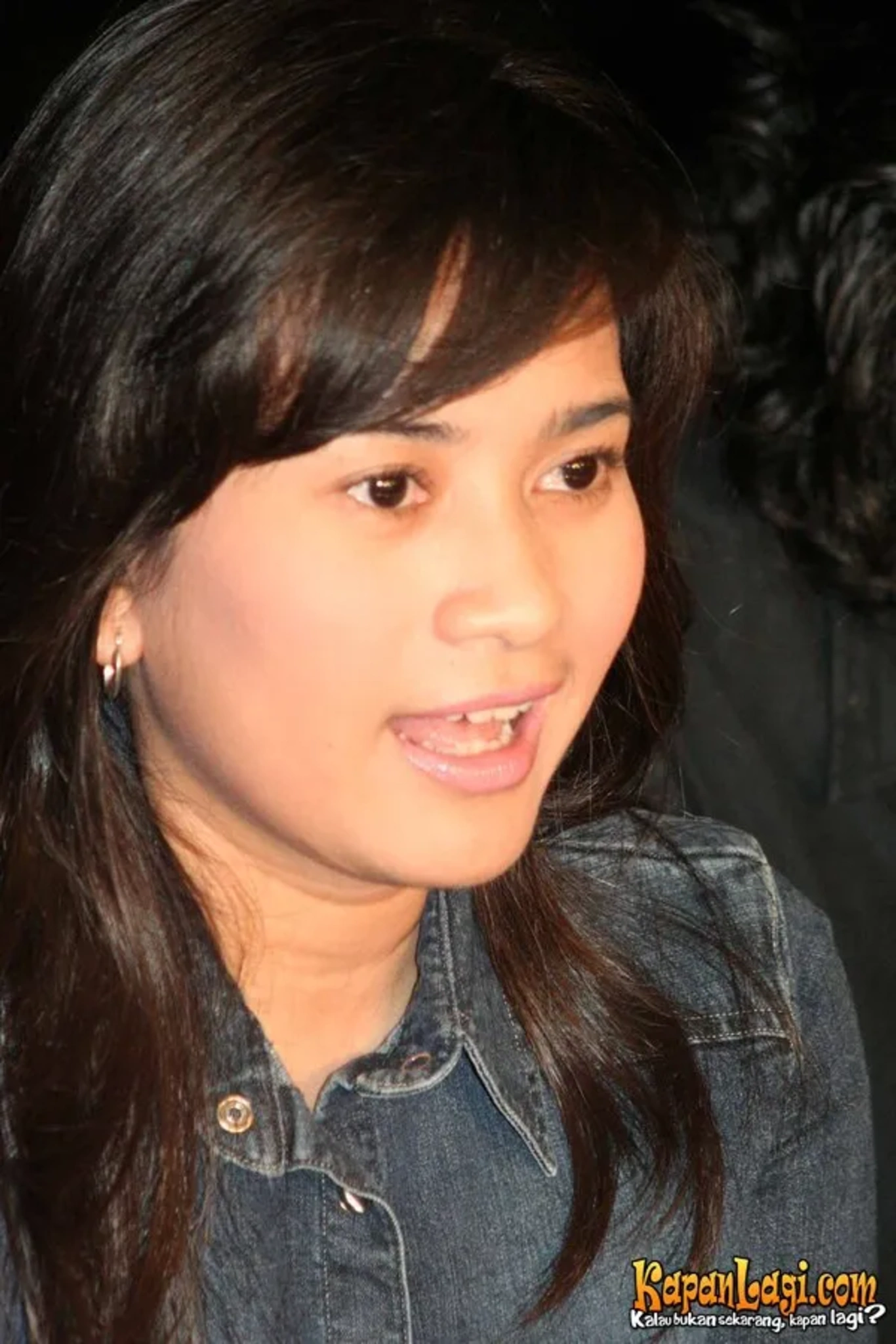 Jika Anda tidak melihat foto Ikke Nurjanah, kemungkinan karena foto dengan nomor tersebut tidak tersedia di Kapanlagi.com™