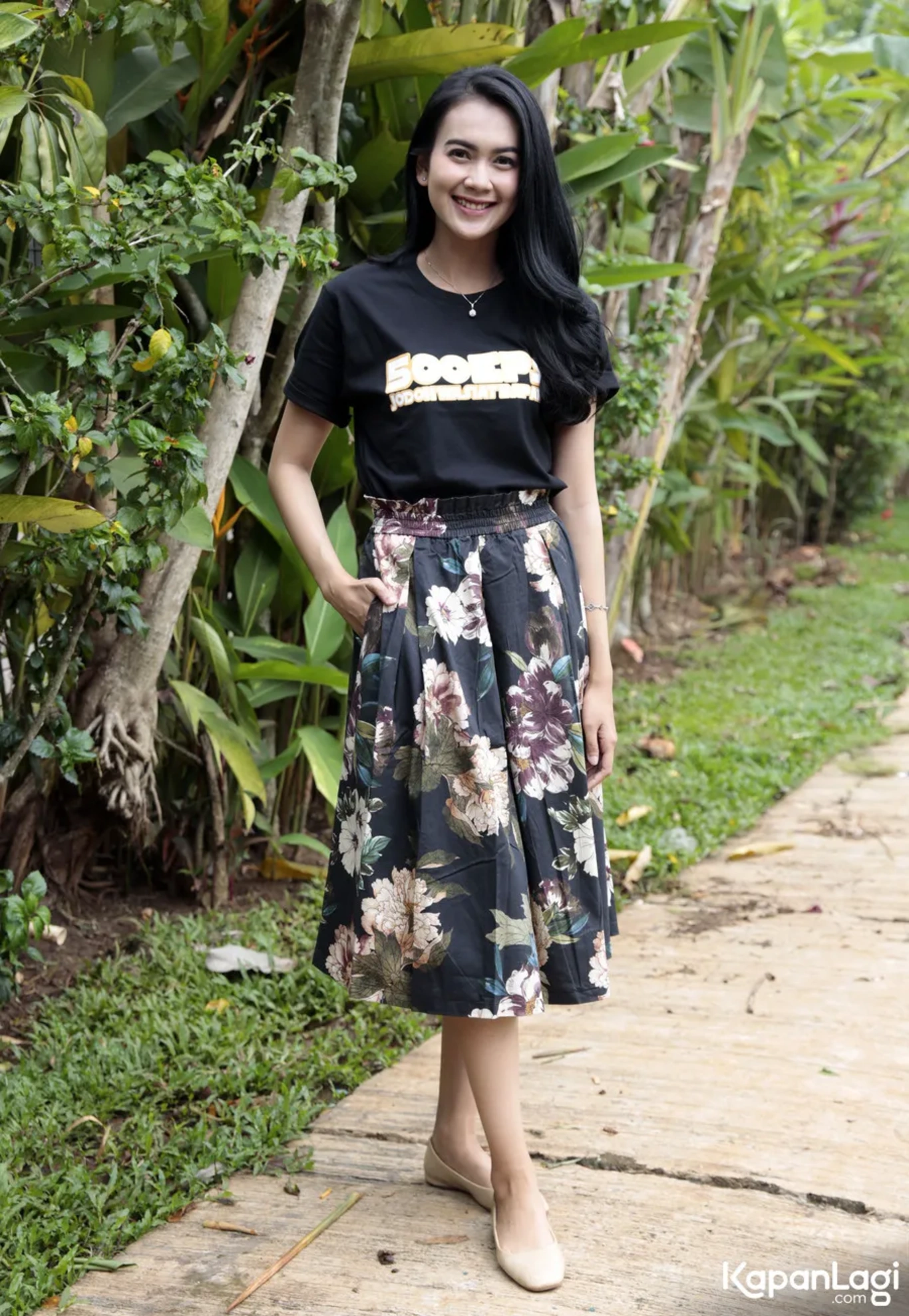 Jika Anda tidak melihat foto Imaz Fitria, kemungkinan karena foto dengan nomor tersebut tidak tersedia di Kapanlagi.com™