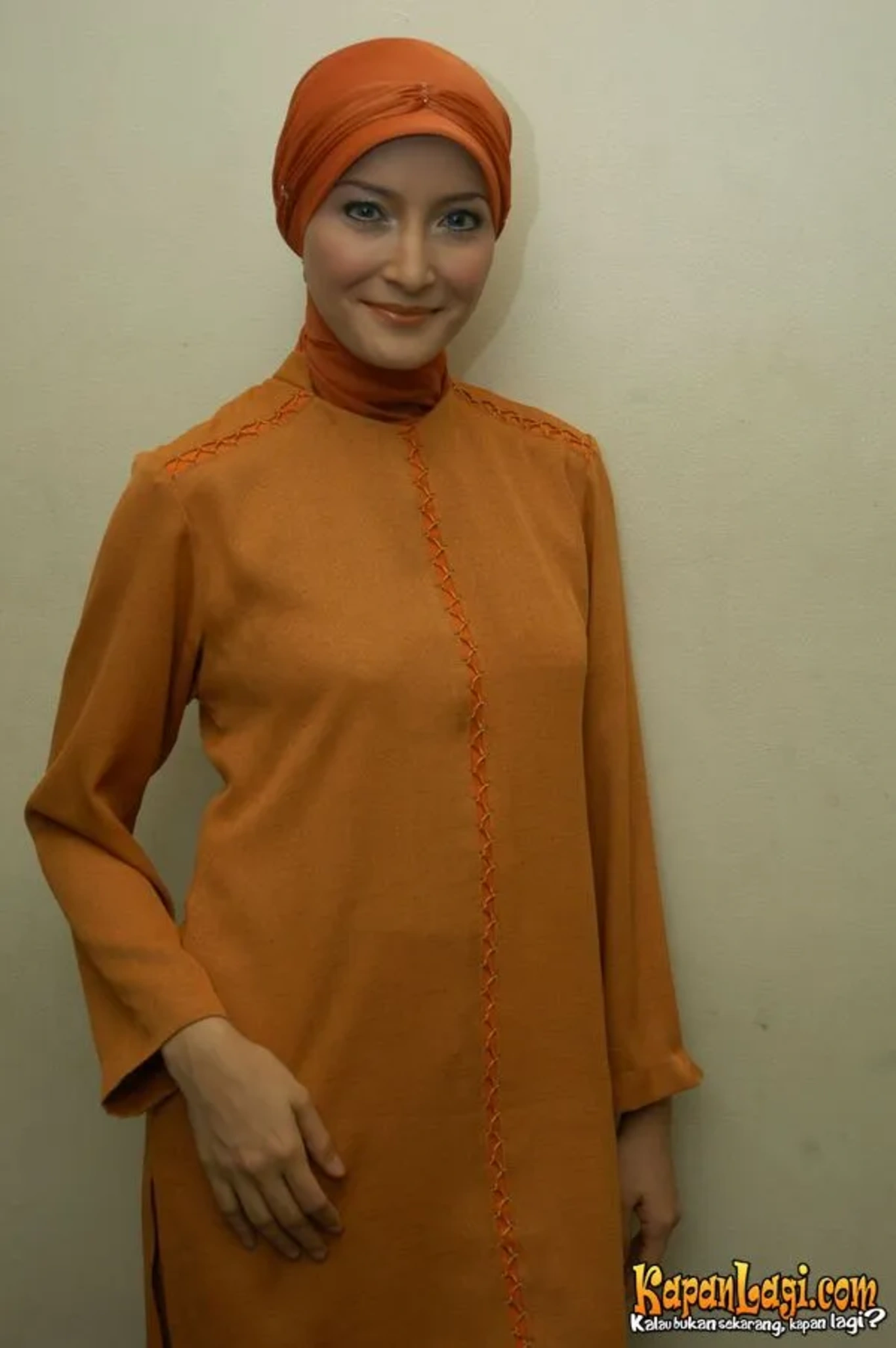 Jika Anda tidak melihat foto Inneke Koesherawati, kemungkinan karena foto dengan nomor tersebut tidak tersedia di Kapanlagi.com™