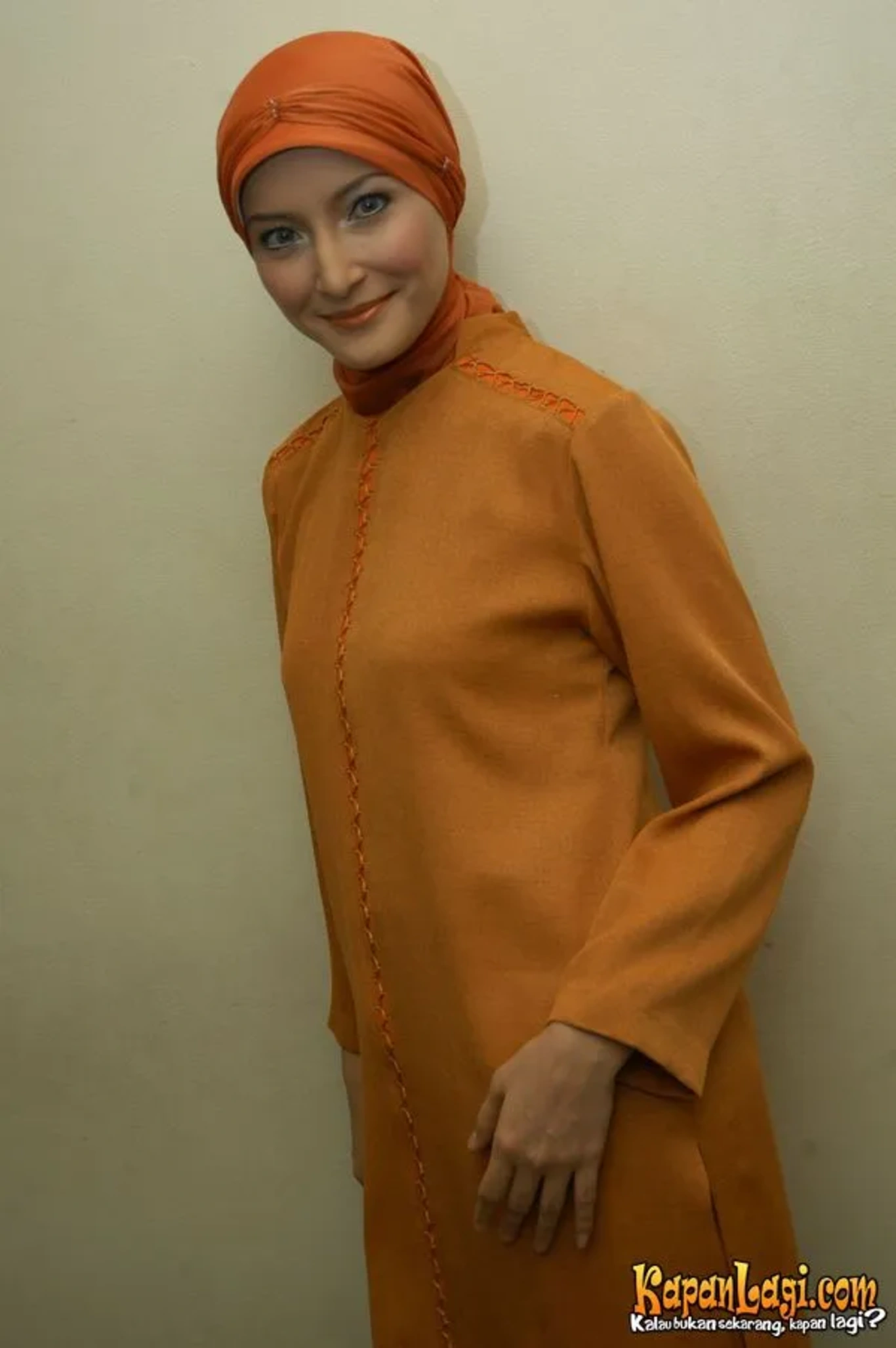 Jika Anda tidak melihat foto Inneke Koesherawati, kemungkinan karena foto dengan nomor tersebut tidak tersedia di Kapanlagi.com™