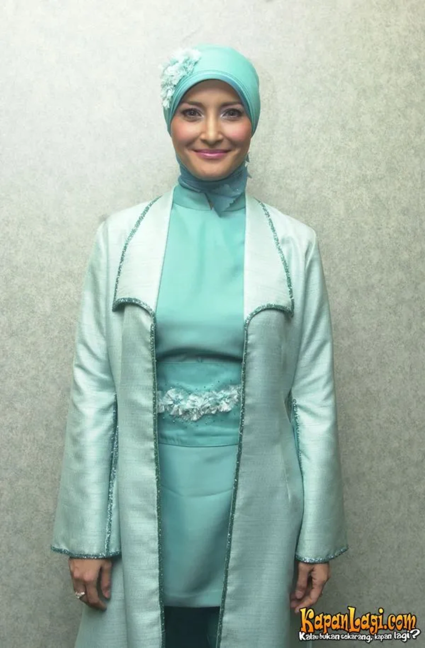 Jika Anda tidak melihat foto Inneke Koesherawati, kemungkinan karena foto dengan nomor tersebut tidak tersedia di Kapanlagi.com™