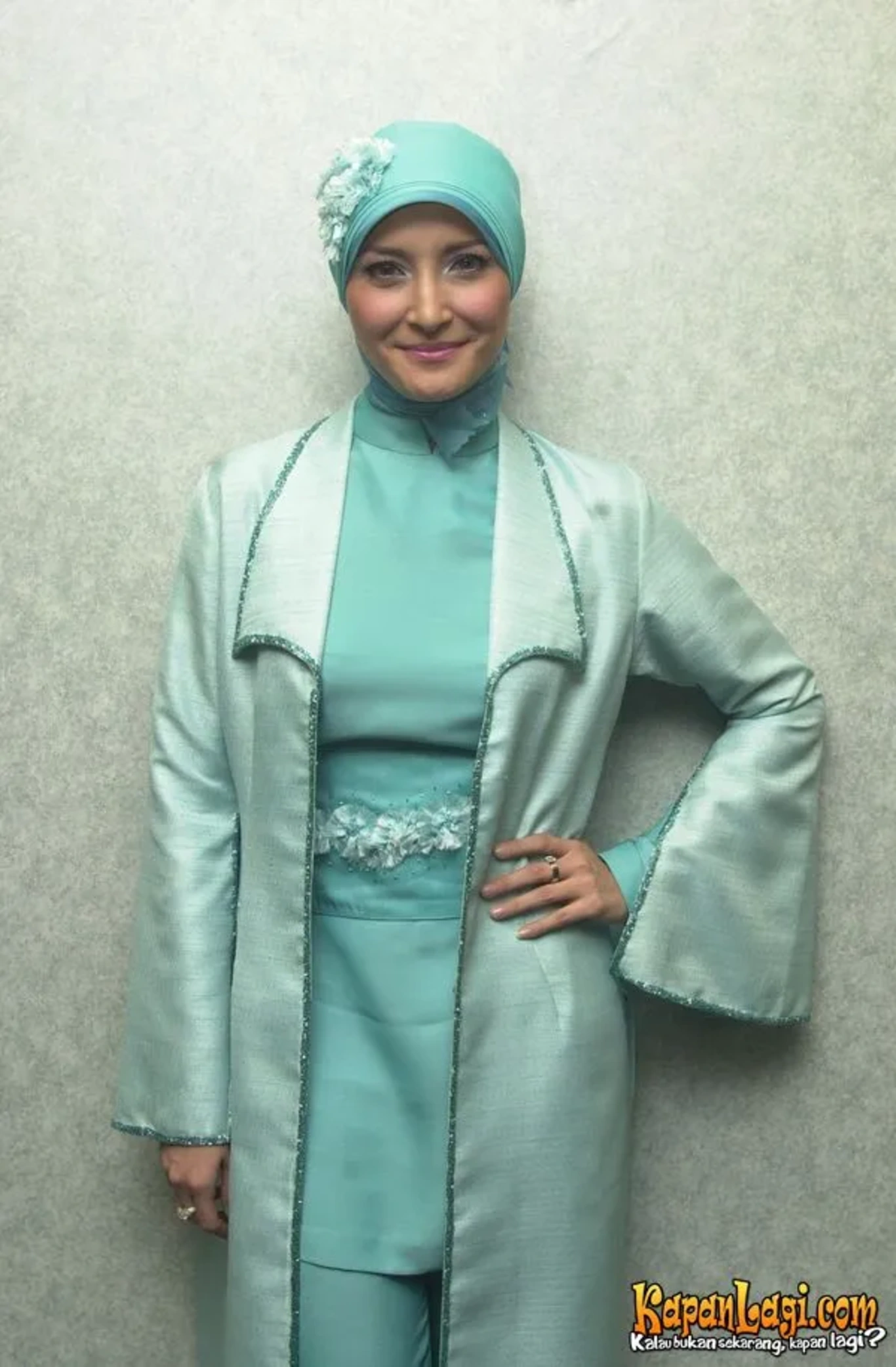 Jika Anda tidak melihat foto Inneke Koesherawati, kemungkinan karena foto dengan nomor tersebut tidak tersedia di Kapanlagi.com™