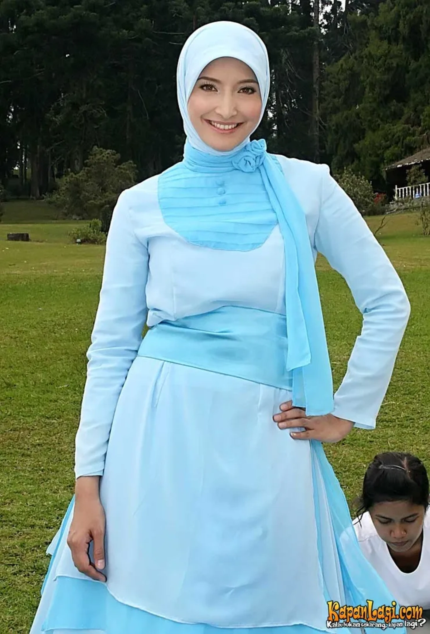 Jika Anda tidak melihat foto Inneke Koesherawati, kemungkinan karena foto dengan nomor tersebut tidak tersedia di Kapanlagi.com™