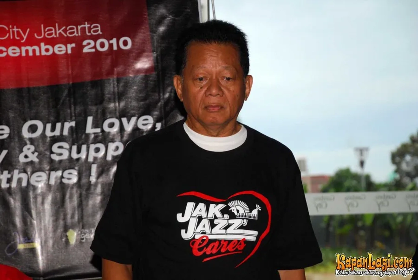 Jika Anda tidak melihat foto Ireng Maulana, kemungkinan karena foto dengan nomor tersebut tidak tersedia di Kapanlagi.com™