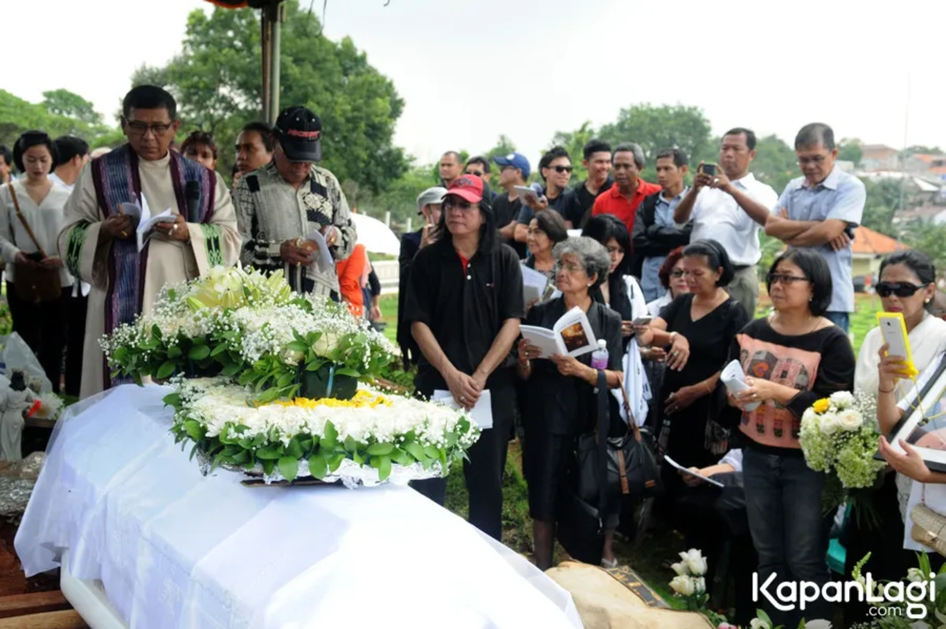 Jika Anda tidak melihat foto Ireng Maulana, kemungkinan karena foto dengan nomor tersebut tidak tersedia di Kapanlagi.com™