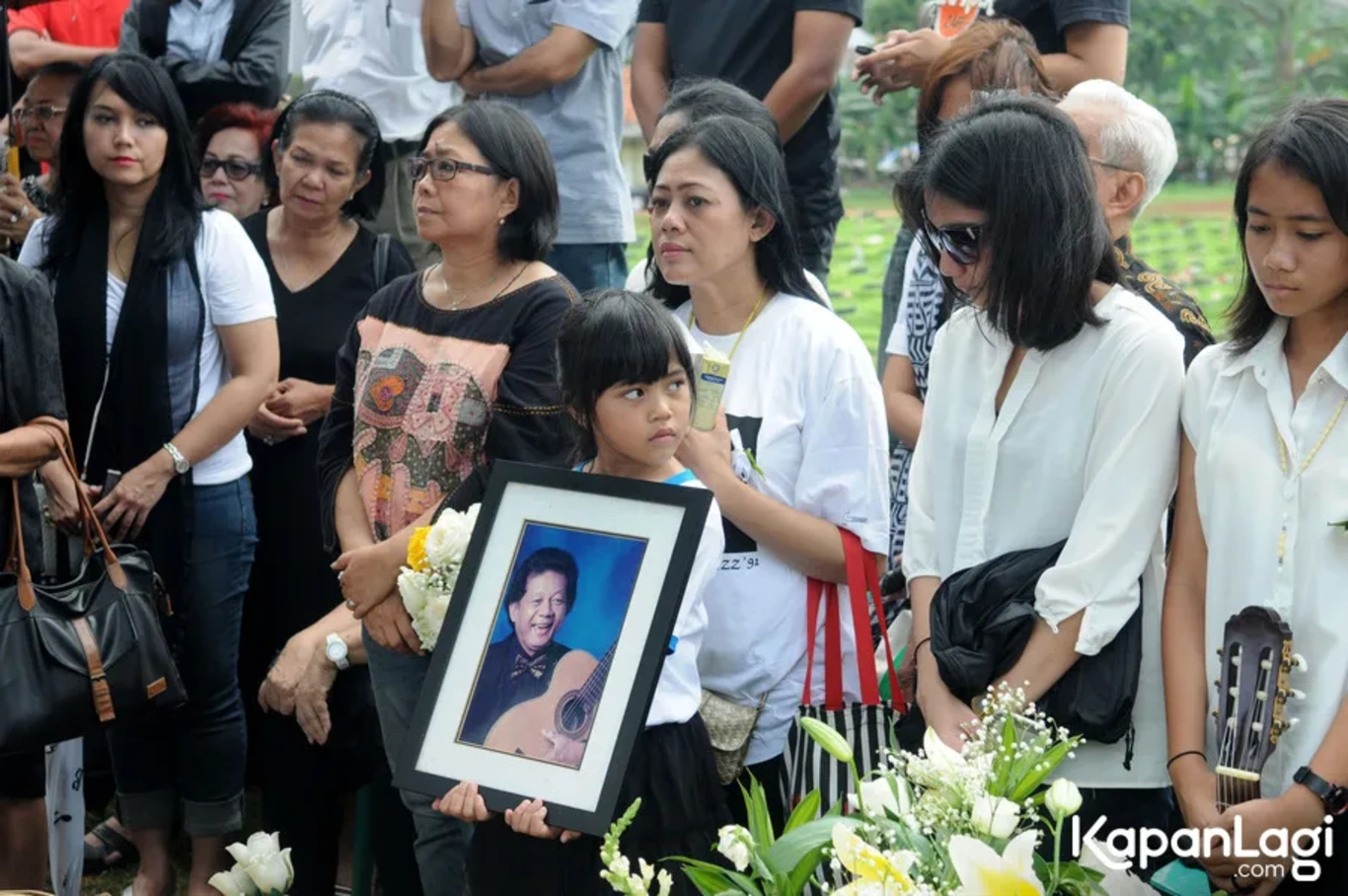 Jika Anda tidak melihat foto Ireng Maulana, kemungkinan karena foto dengan nomor tersebut tidak tersedia di Kapanlagi.com™