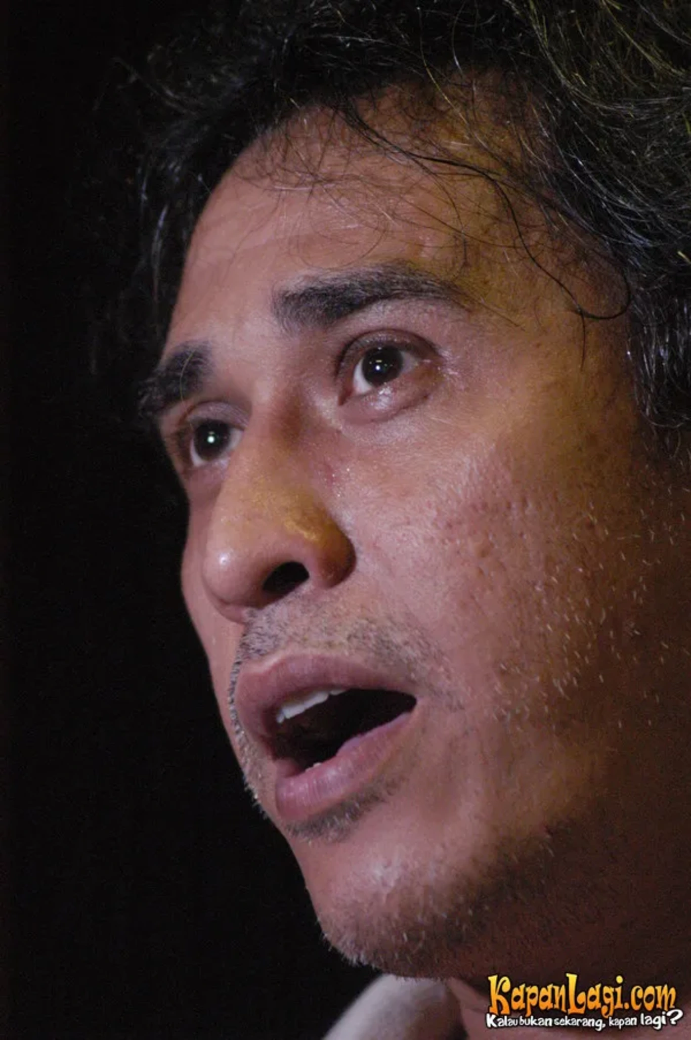 Jika Anda tidak melihat foto Iwan Fals, kemungkinan karena foto dengan nomor tersebut tidak tersedia di Kapanlagi.com™