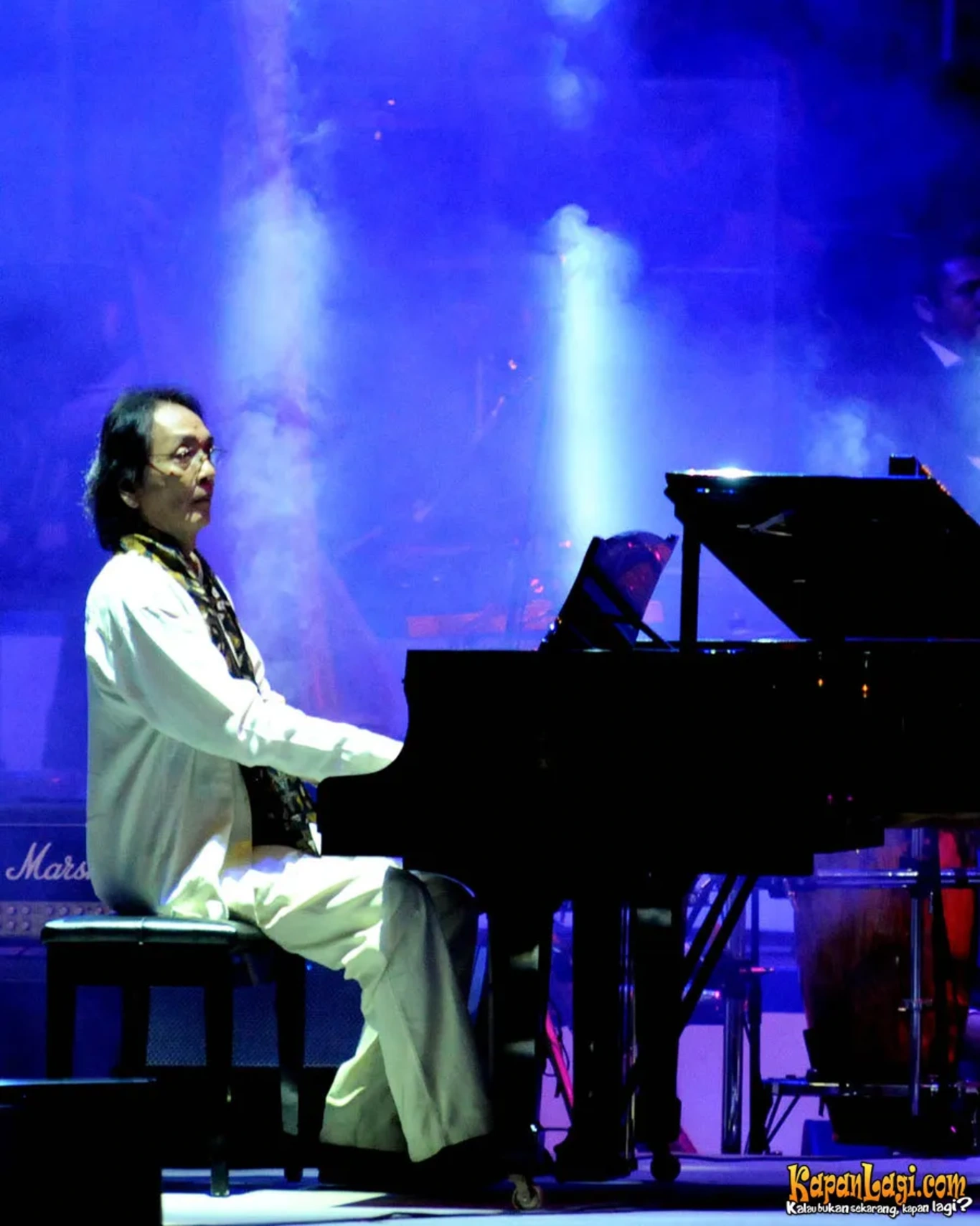 Jika Anda tidak melihat foto Jockie Soeryoprayogo, kemungkinan karena foto dengan nomor tersebut tidak tersedia di Kapanlagi.com™