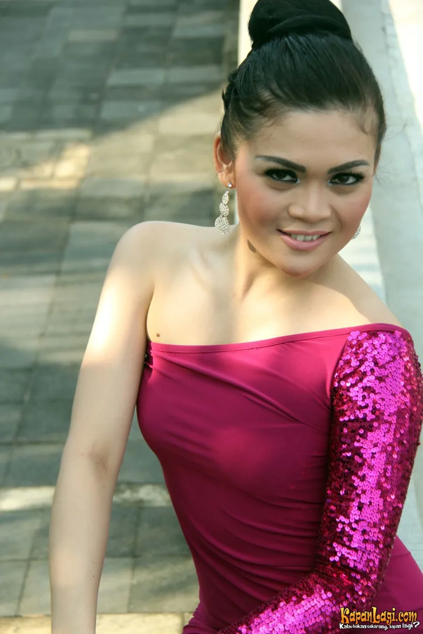 Jika Anda tidak melihat foto Juanita Chisca Magdalena, kemungkinan karena foto dengan nomor tersebut tidak tersedia di Kapanlagi.com™