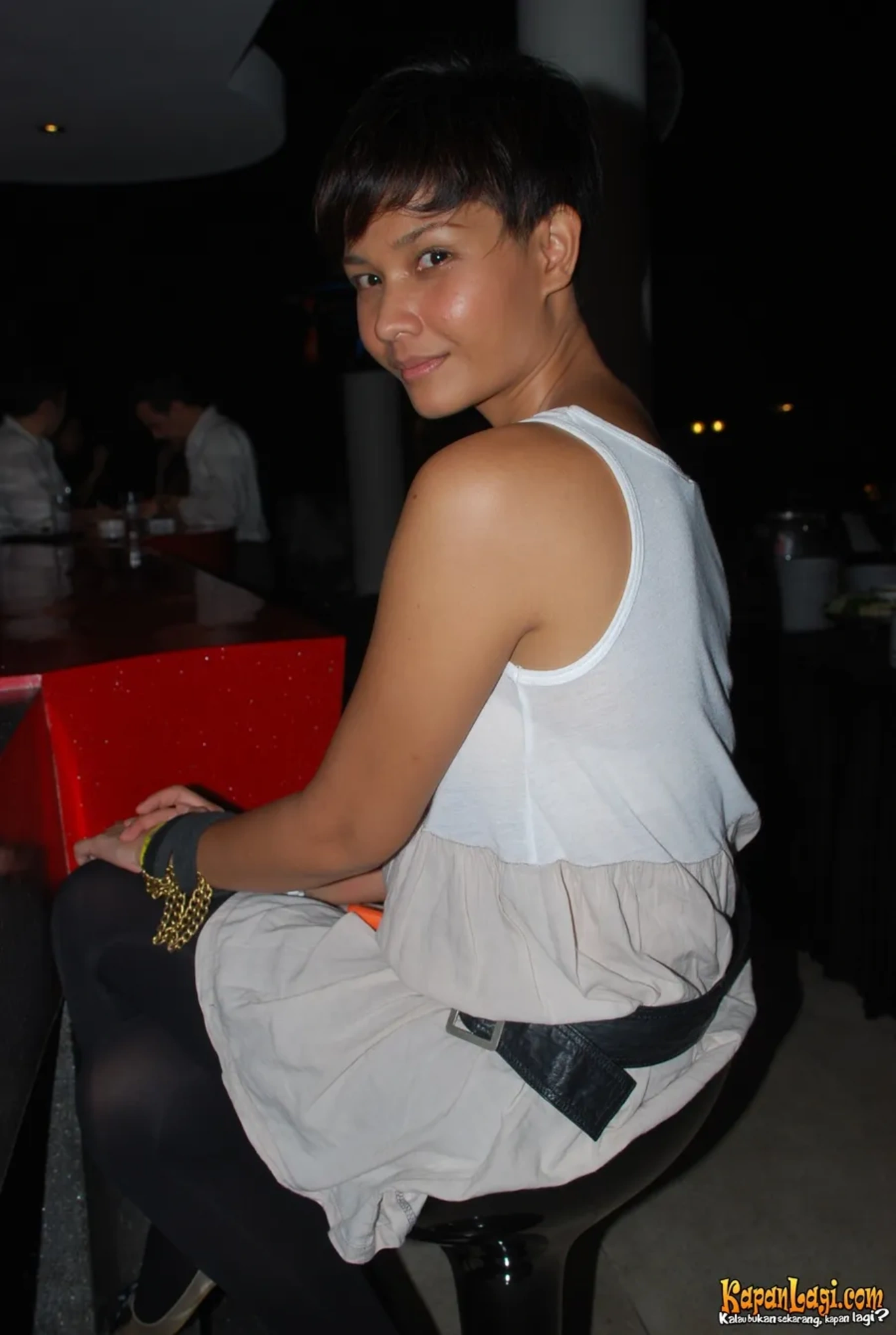 Jika Anda tidak melihat foto Kaemita Boediono, kemungkinan karena foto dengan nomor tersebut tidak tersedia di Kapanlagi.com™