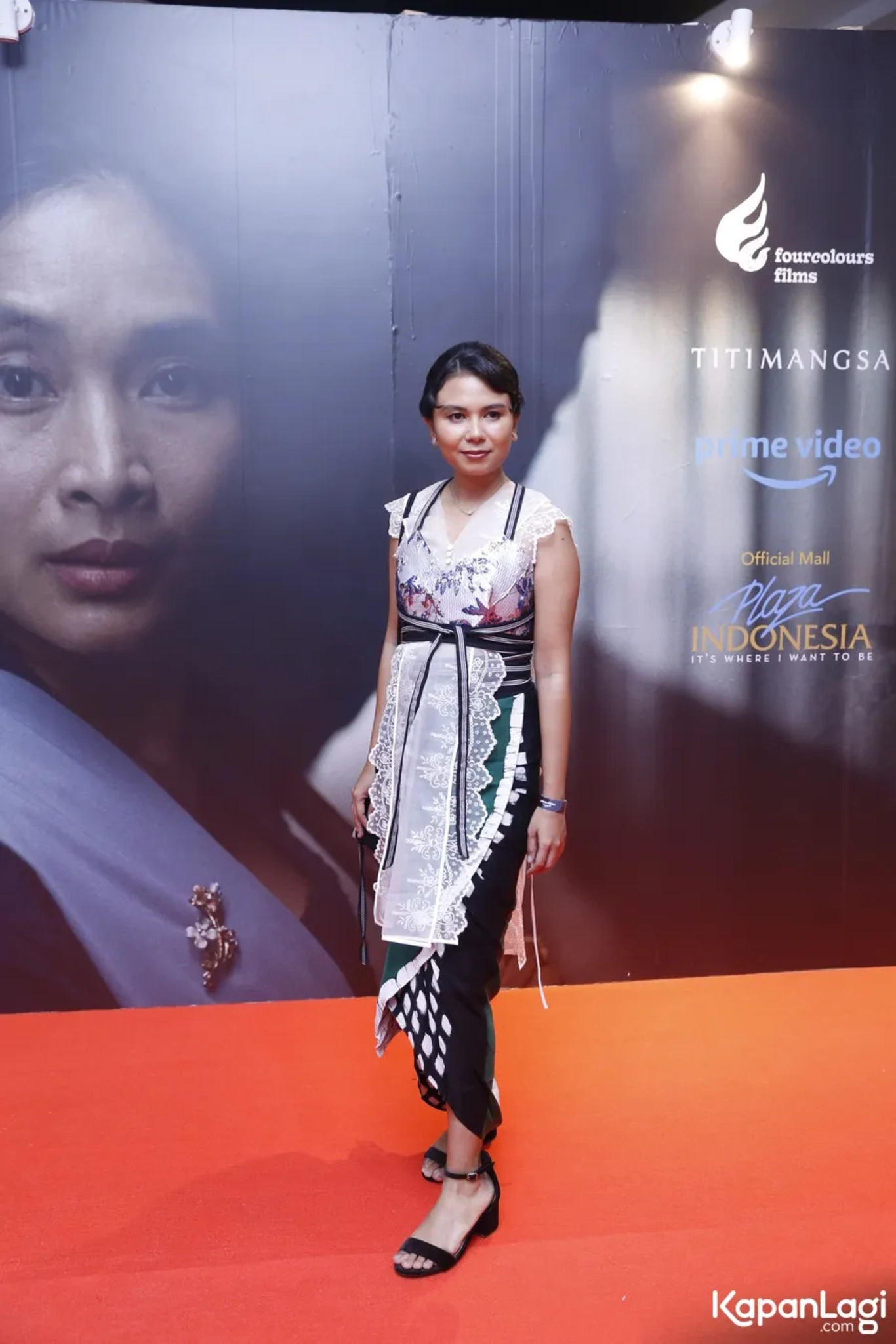Jika Anda tidak melihat foto Kamila Andini, kemungkinan karena foto dengan nomor tersebut tidak tersedia di Kapanlagi.com™
