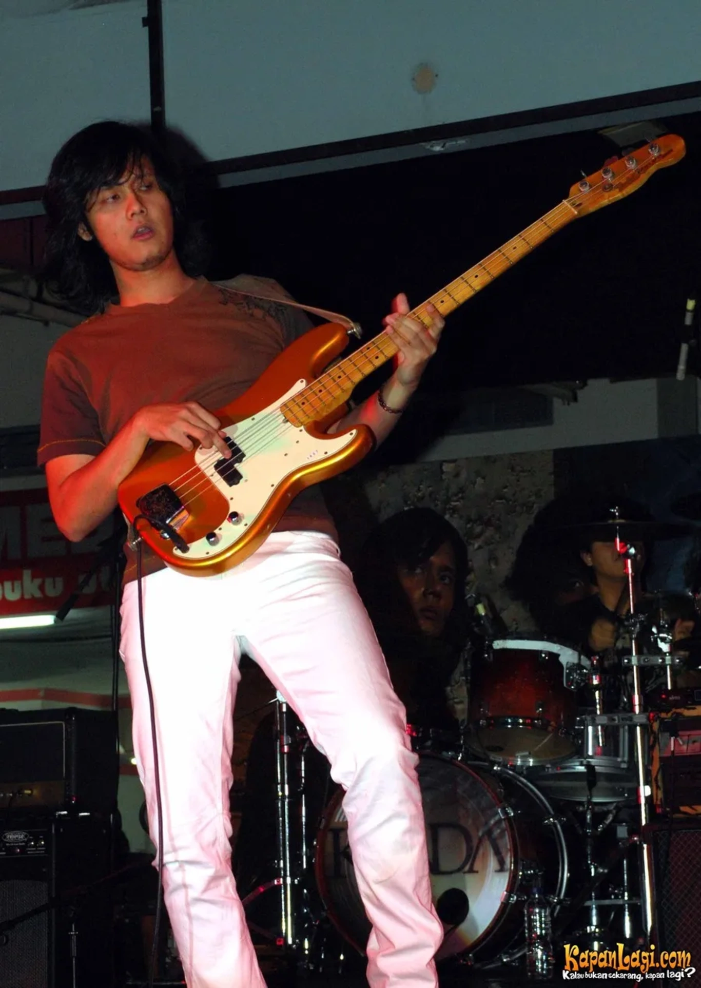Jika Anda tidak melihat foto Kanda Band, kemungkinan karena foto dengan nomor tersebut tidak tersedia di Kapanlagi.com™