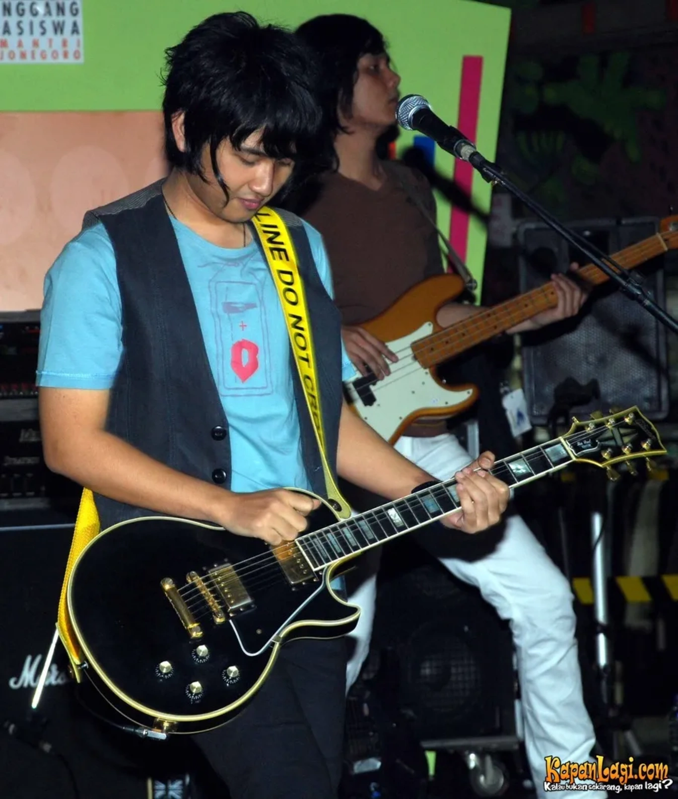 Jika Anda tidak melihat foto Kanda Band, kemungkinan karena foto dengan nomor tersebut tidak tersedia di Kapanlagi.com™
