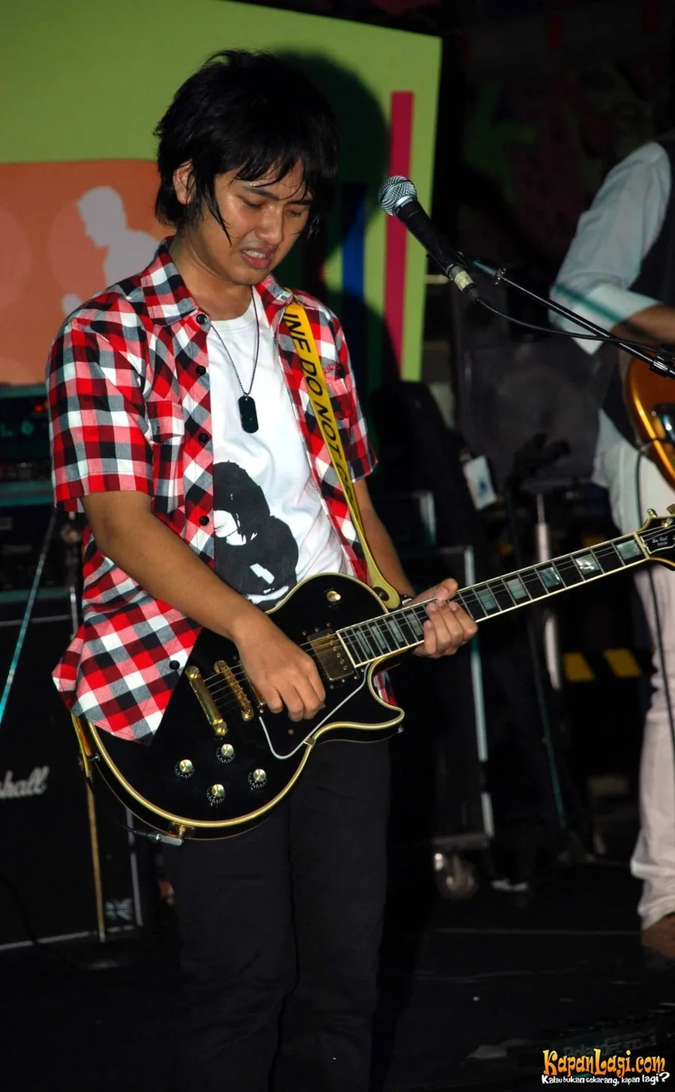 Jika Anda tidak melihat foto Kanda Band, kemungkinan karena foto dengan nomor tersebut tidak tersedia di Kapanlagi.com™