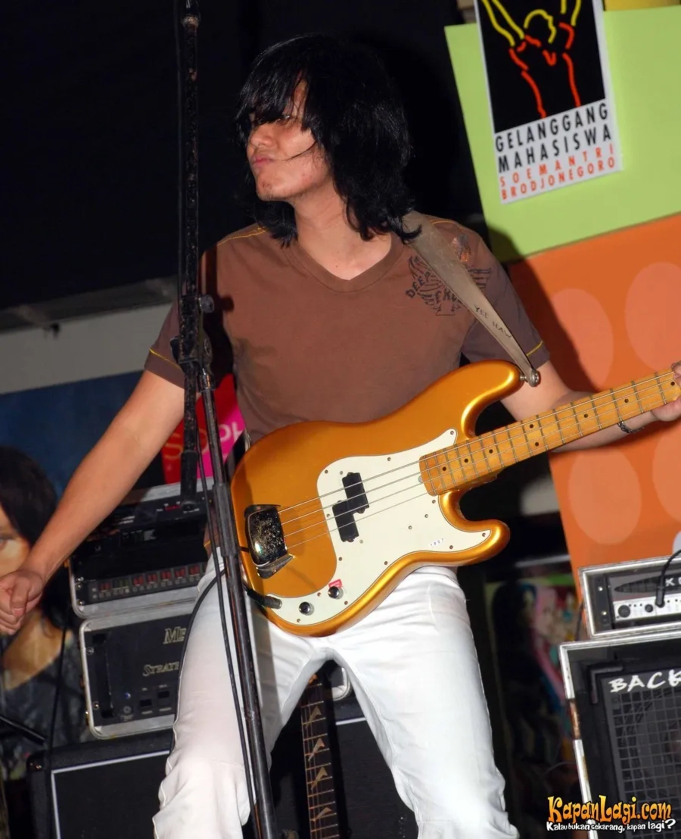 Jika Anda tidak melihat foto Kanda Band, kemungkinan karena foto dengan nomor tersebut tidak tersedia di Kapanlagi.com™