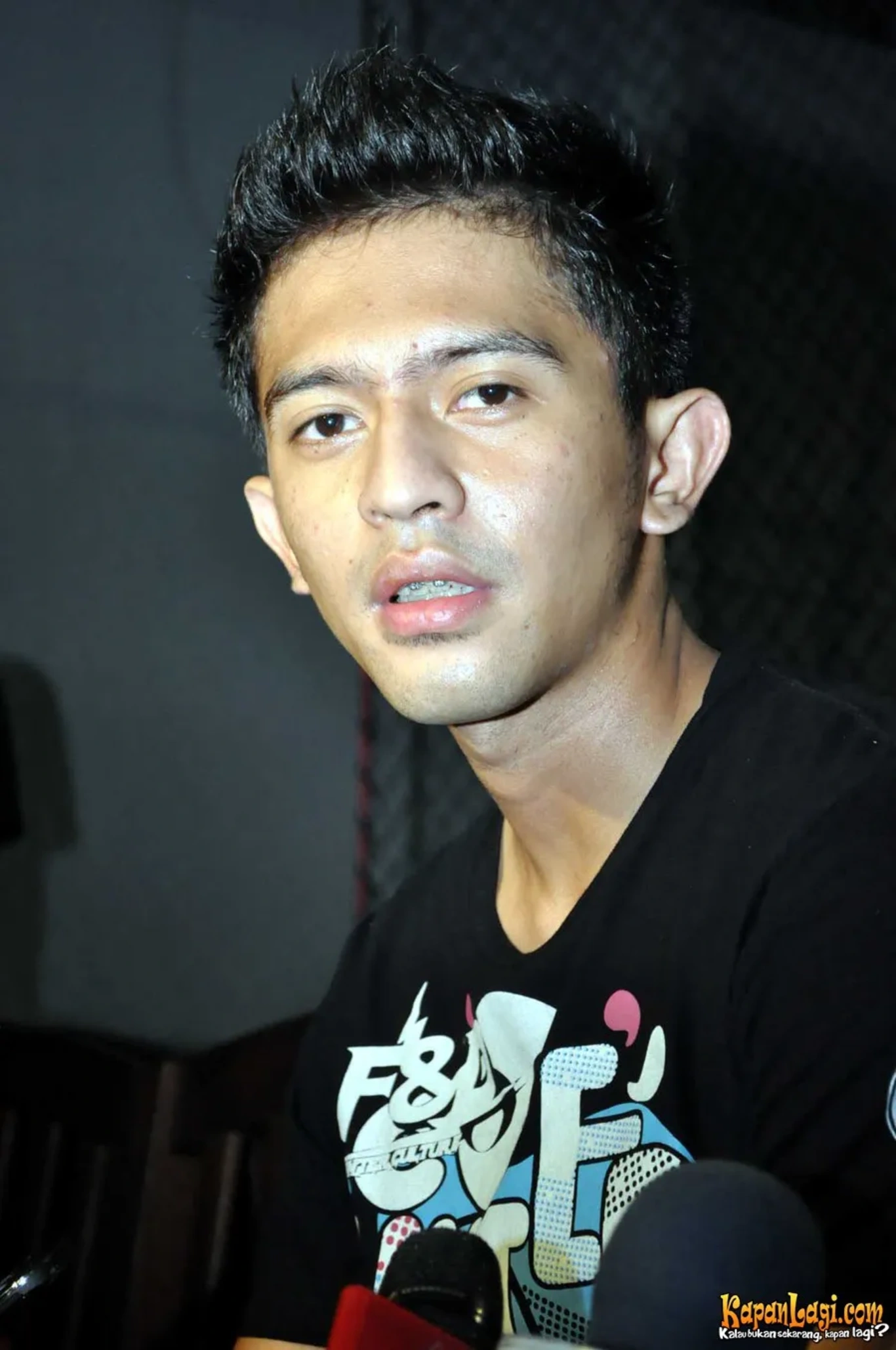 Jika Anda tidak melihat foto Kiky The Potters, kemungkinan karena foto dengan nomor tersebut tidak tersedia di Kapanlagi.com™