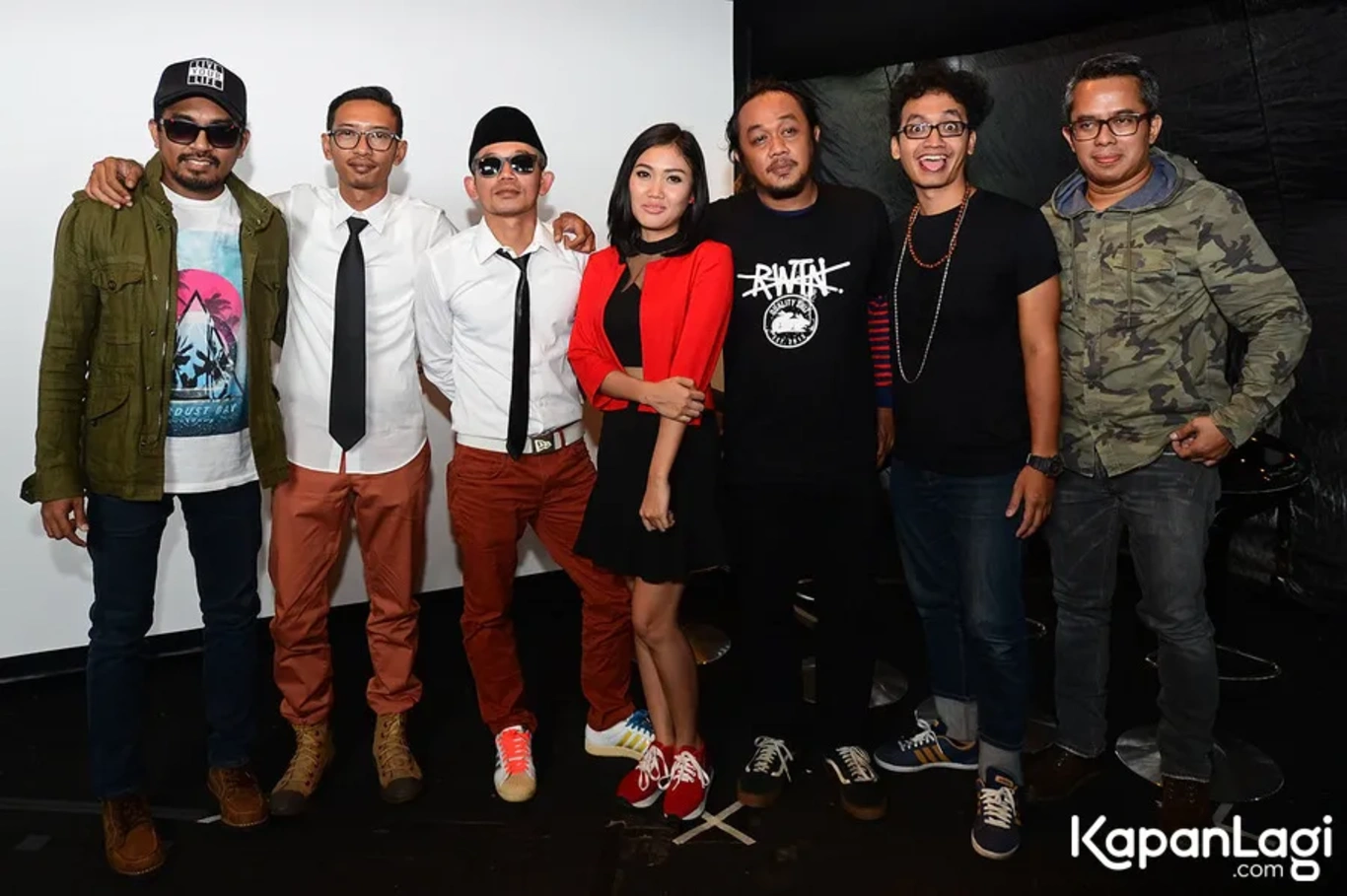 Jika Anda tidak melihat foto Kill The DJ X Libertaria, kemungkinan karena foto dengan nomor tersebut tidak tersedia di Kapanlagi.com™