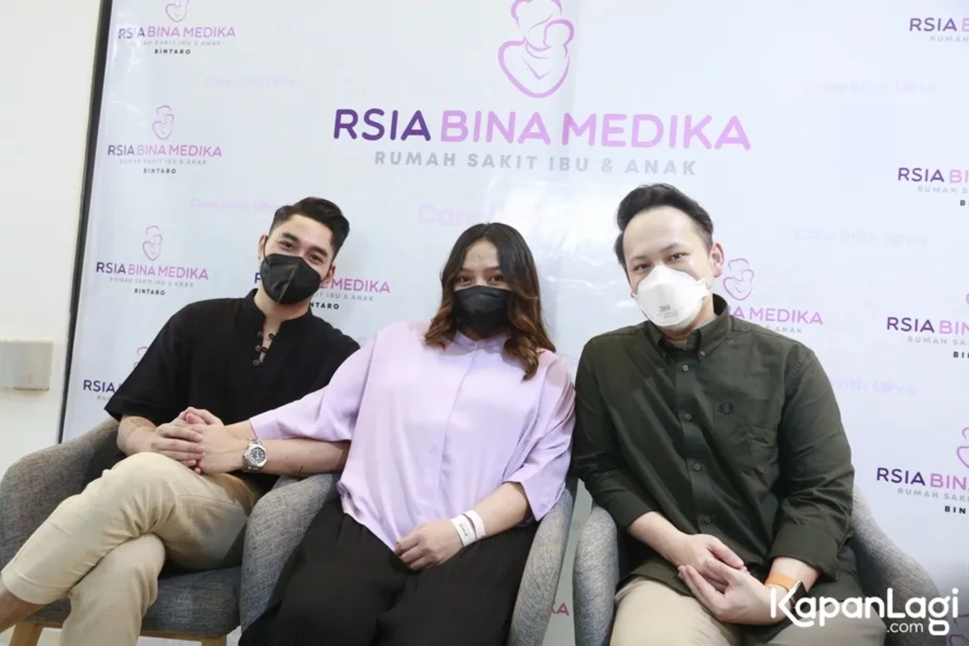 Jika Anda tidak melihat foto Krisjiana Baharudin, kemungkinan karena foto dengan nomor tersebut tidak tersedia di Kapanlagi.com™