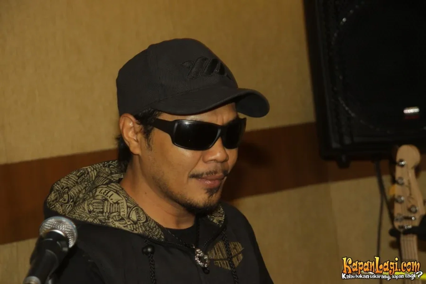 Jika Anda tidak melihat foto Krisyanto, kemungkinan karena foto dengan nomor tersebut tidak tersedia di Kapanlagi.com™