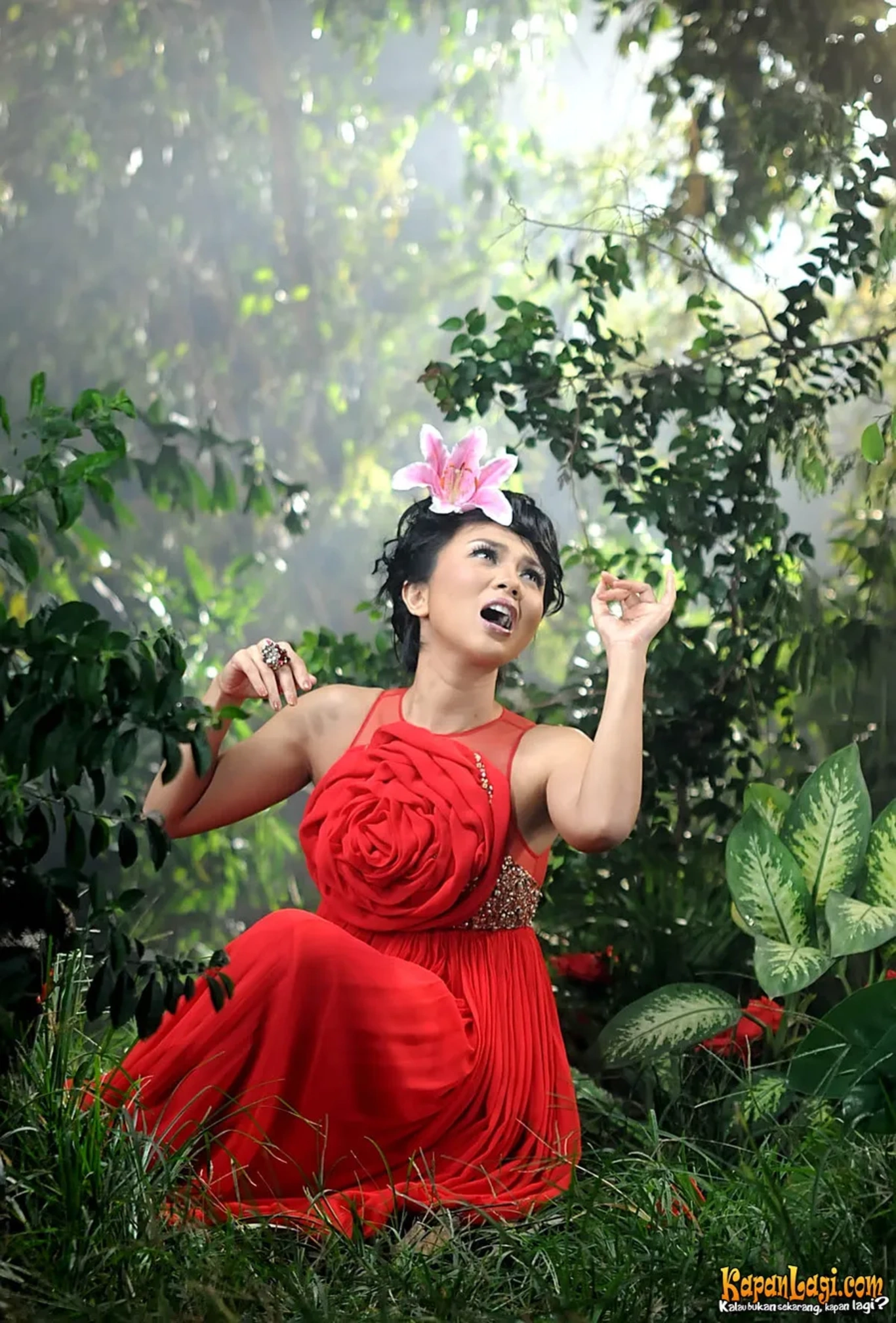 Jika Anda tidak melihat foto Lusy Rahmawati, kemungkinan karena foto dengan nomor tersebut tidak tersedia di Kapanlagi.com™