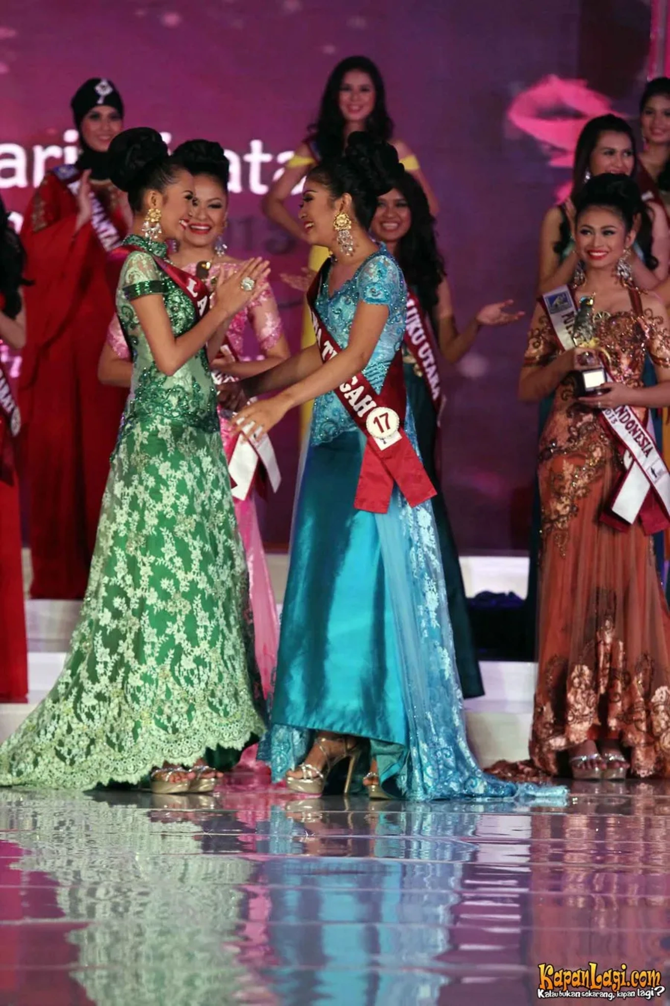 Jika Anda tidak melihat foto Nabilla Shabrina, kemungkinan karena foto dengan nomor tersebut tidak tersedia di Kapanlagi.com™