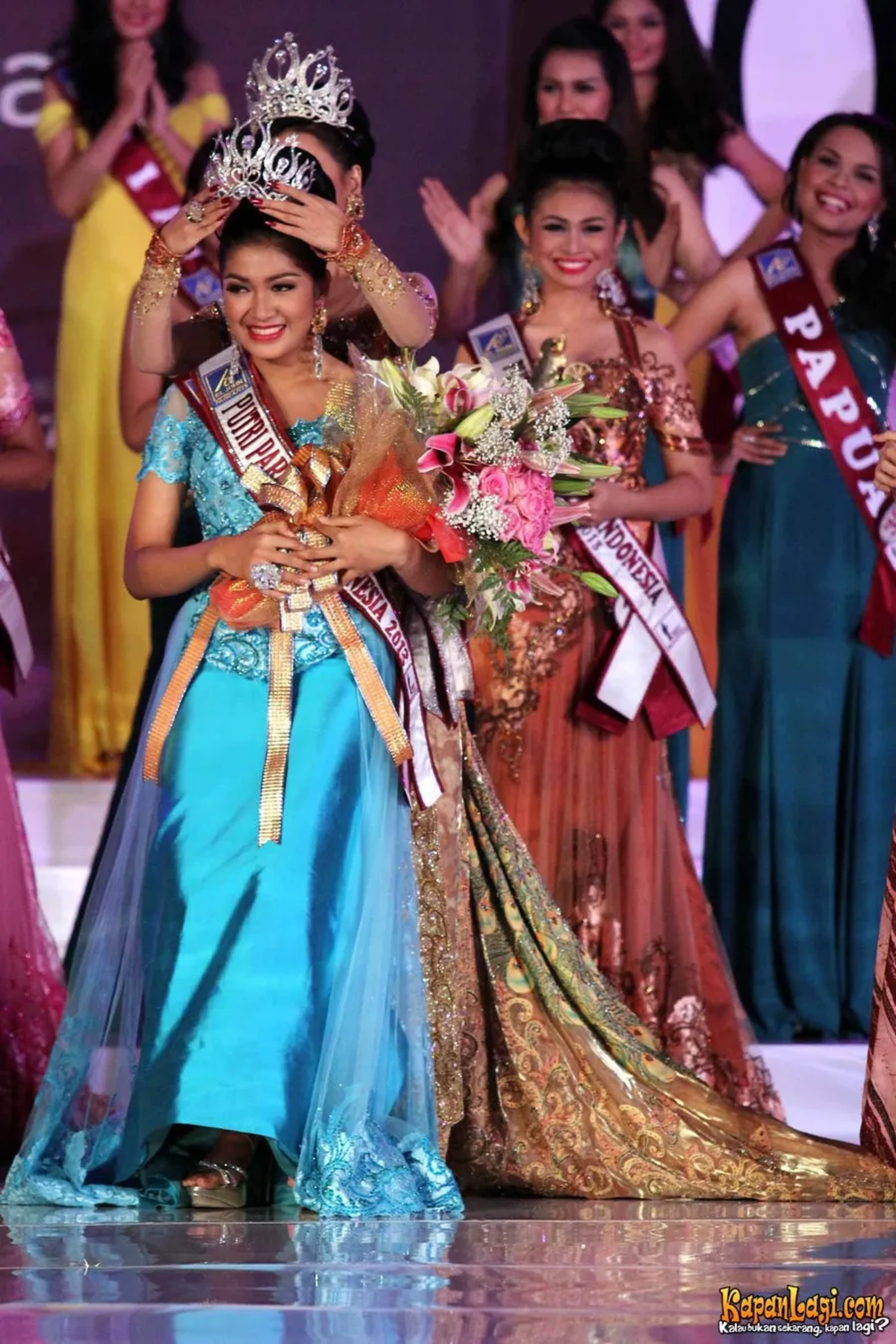 Jika Anda tidak melihat foto Nabilla Shabrina, kemungkinan karena foto dengan nomor tersebut tidak tersedia di Kapanlagi.com™