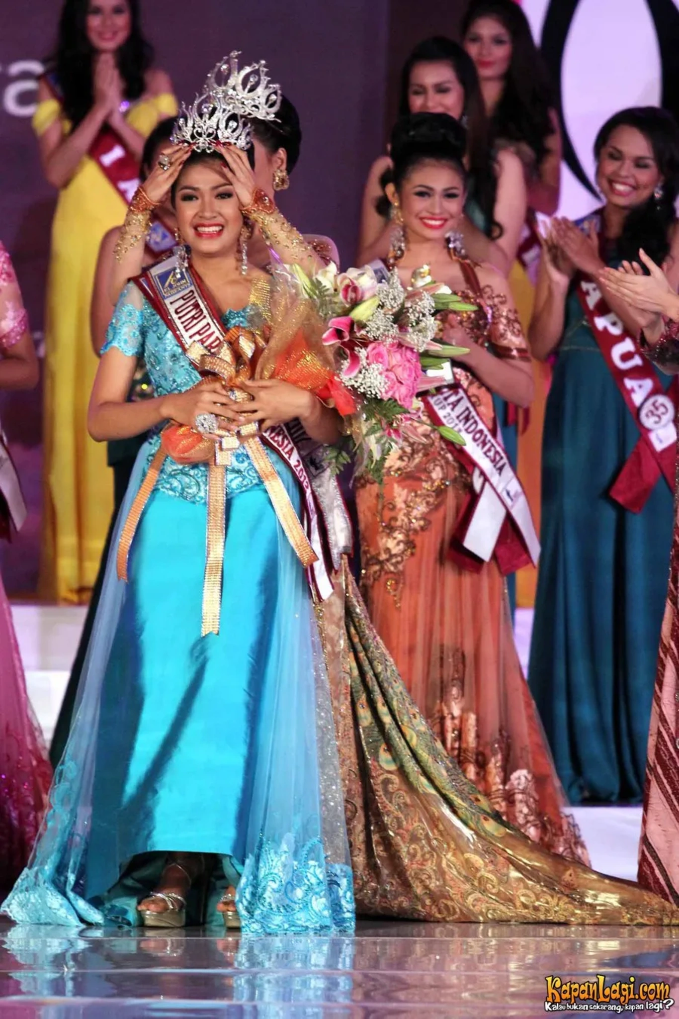 Jika Anda tidak melihat foto Nabilla Shabrina, kemungkinan karena foto dengan nomor tersebut tidak tersedia di Kapanlagi.com™