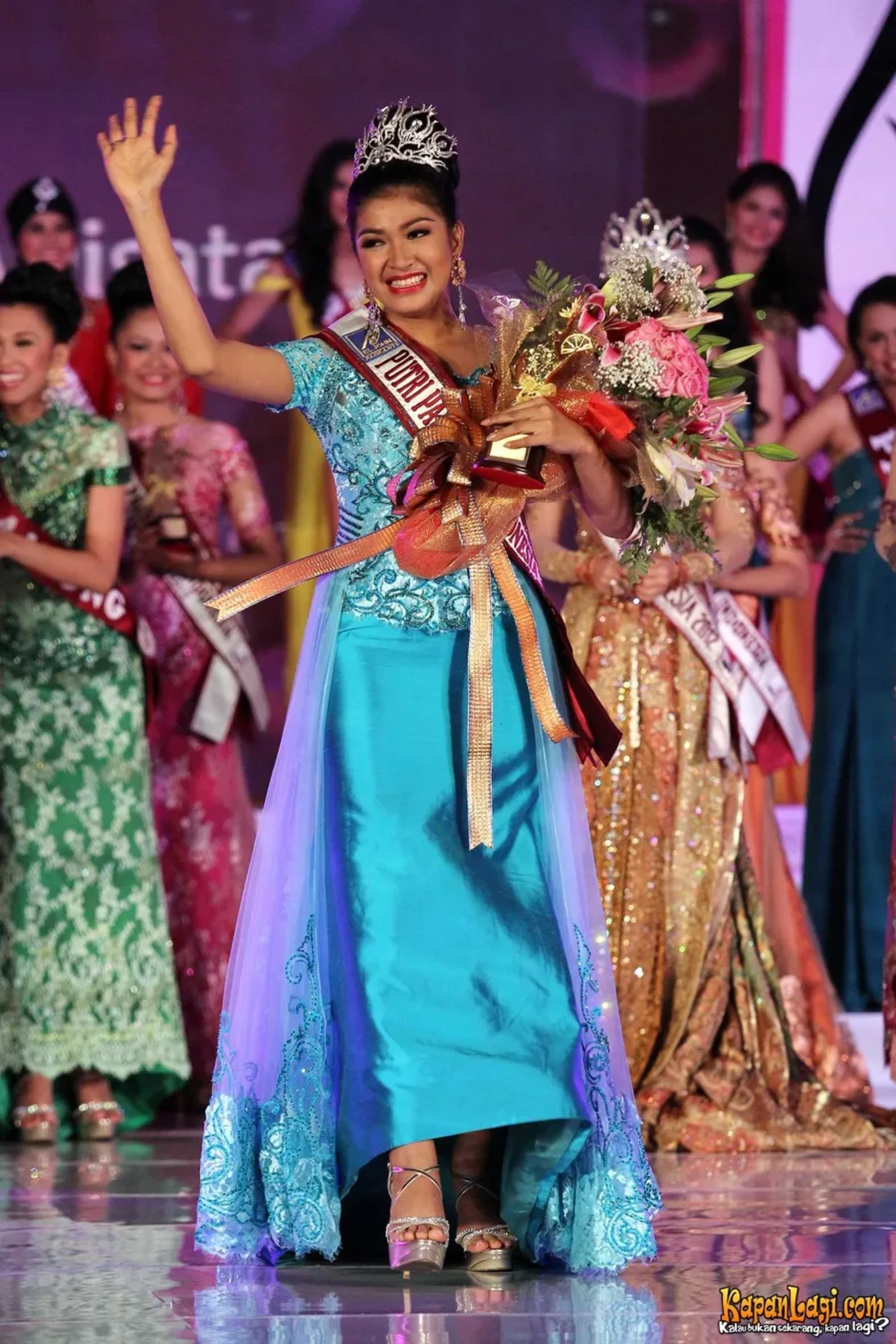 Jika Anda tidak melihat foto Nabilla Shabrina, kemungkinan karena foto dengan nomor tersebut tidak tersedia di Kapanlagi.com™