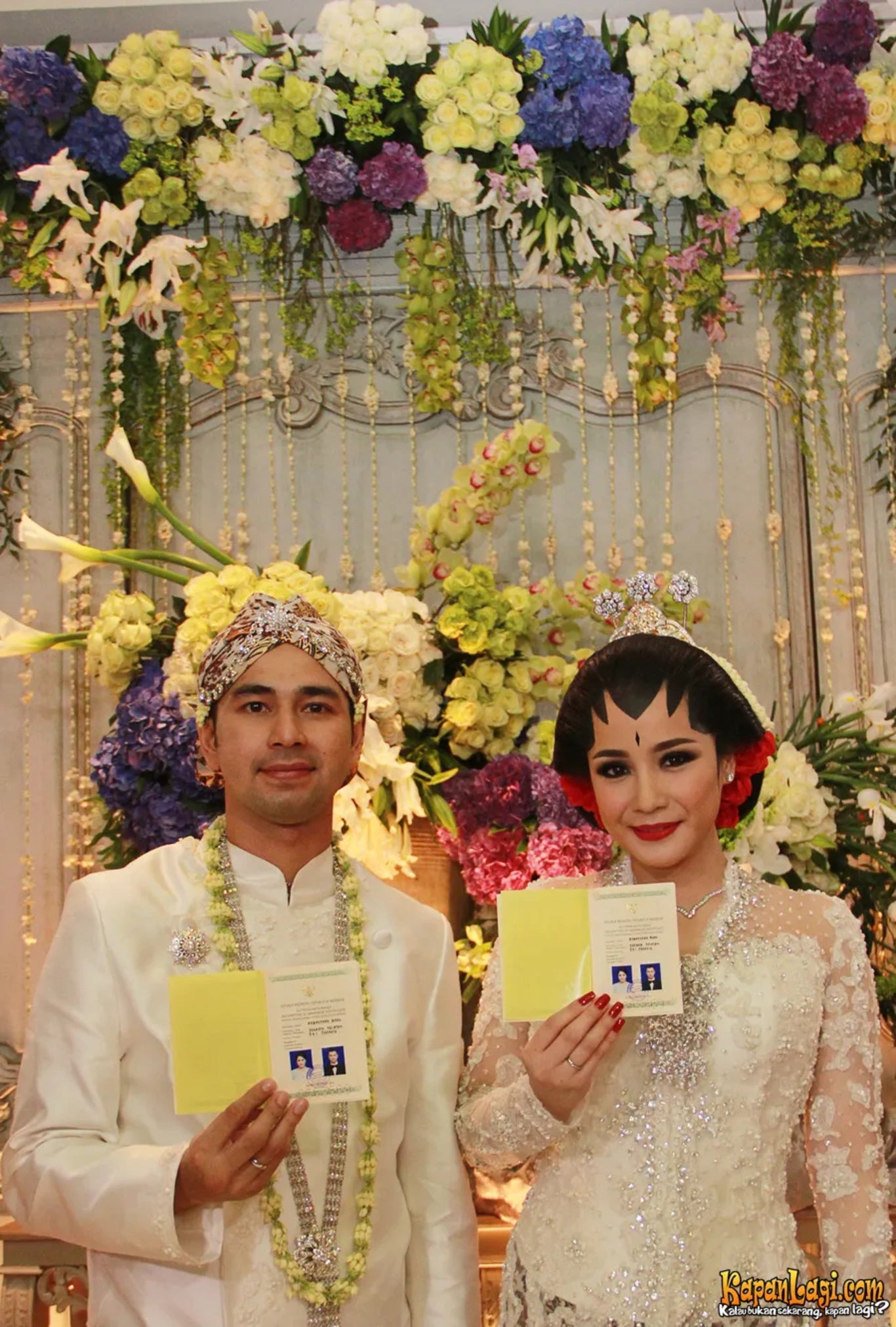 Jika Anda tidak melihat foto Nagita Slavina, kemungkinan karena foto dengan nomor tersebut tidak tersedia di Kapanlagi.com™