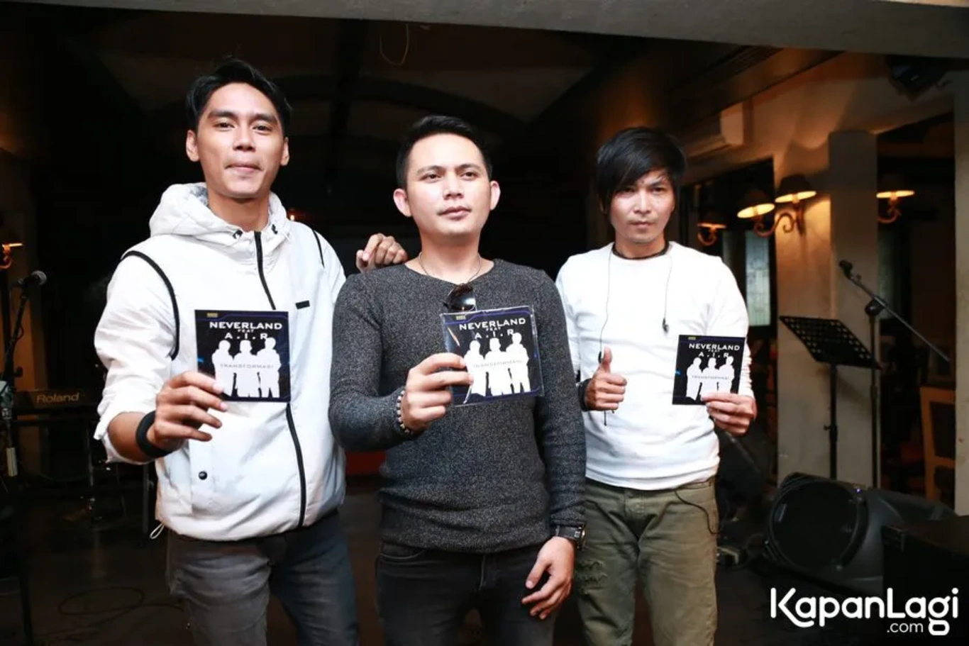 Jika Anda tidak melihat foto Neverland, kemungkinan karena foto dengan nomor tersebut tidak tersedia di Kapanlagi.com™