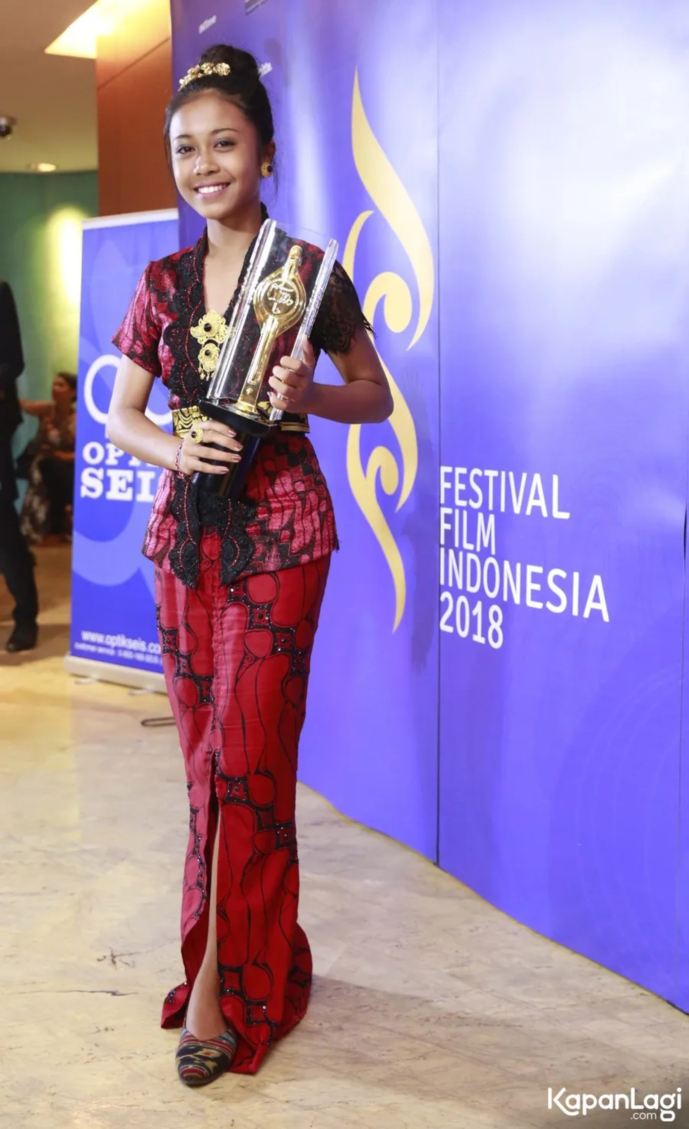 Jika Anda tidak melihat foto Ni Kadek Thaly Titi Kasih, kemungkinan karena foto dengan nomor tersebut tidak tersedia di Kapanlagi.com™
