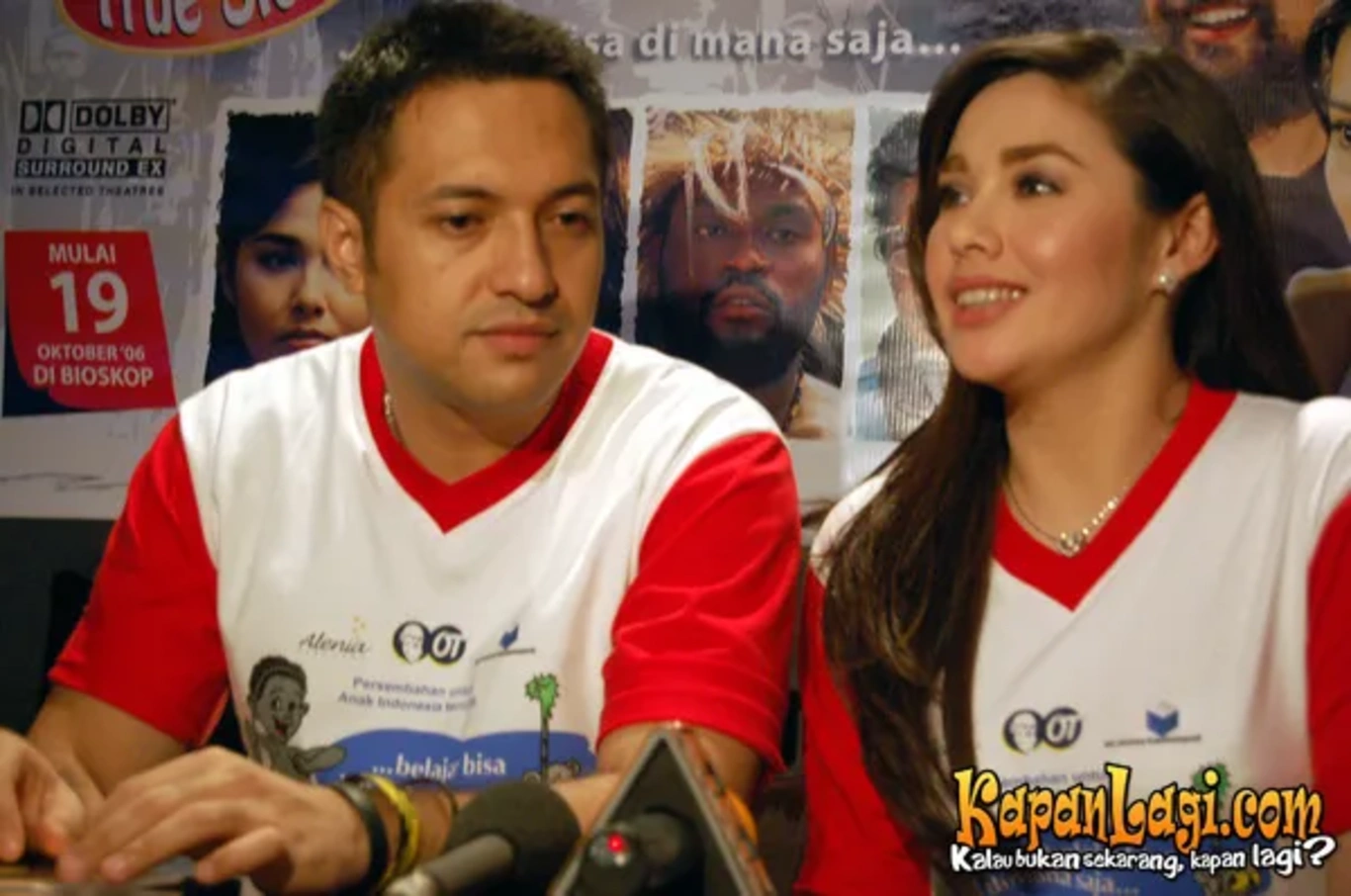 Jika Anda tidak melihat foto Nia Zulkarnaen, kemungkinan karena foto dengan nomor tersebut tidak tersedia di Kapanlagi.com™