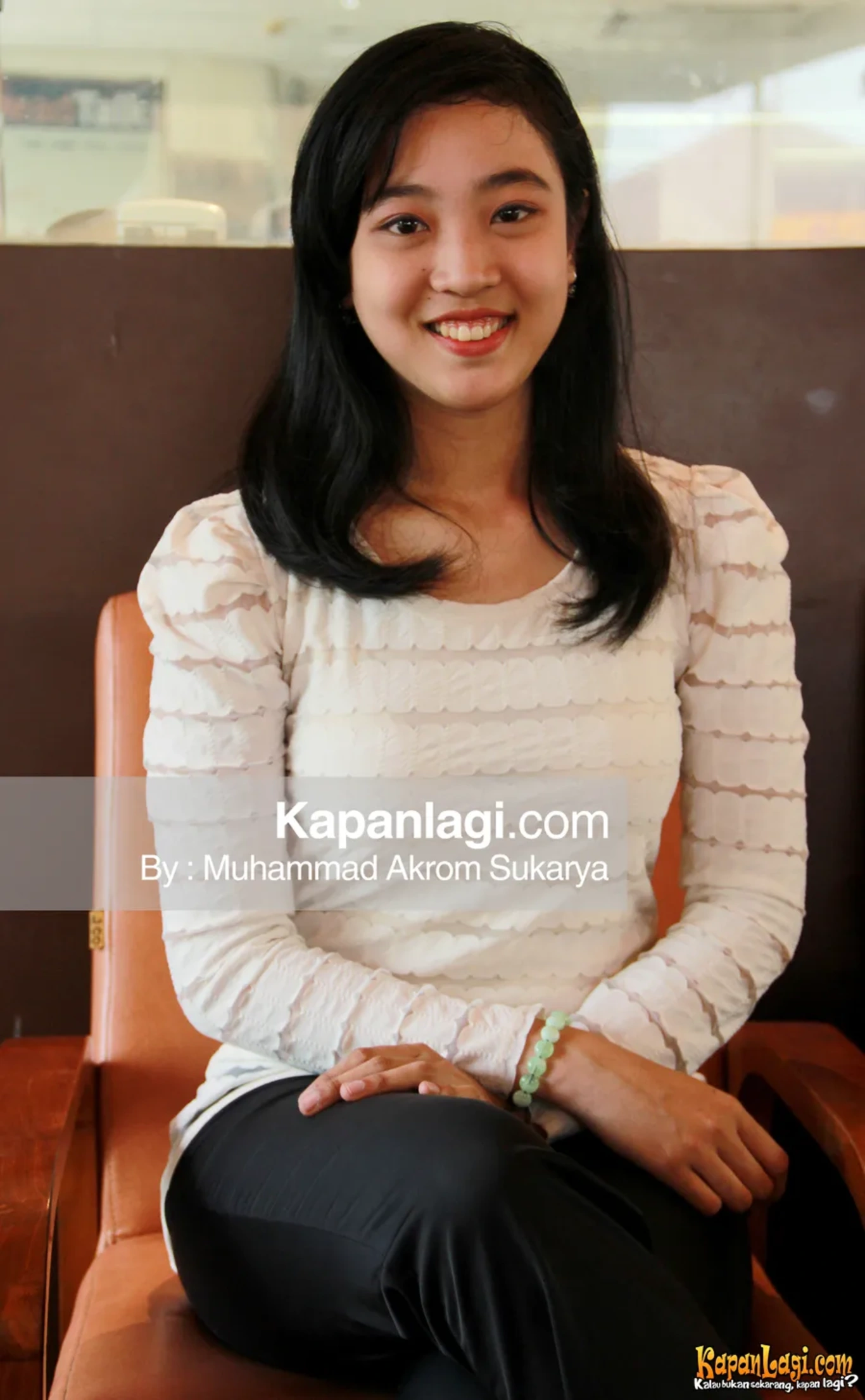 Jika Anda tidak melihat foto Nona Than Sakinah Ronaldowati, kemungkinan karena foto dengan nomor tersebut tidak tersedia di Kapanlagi.com™