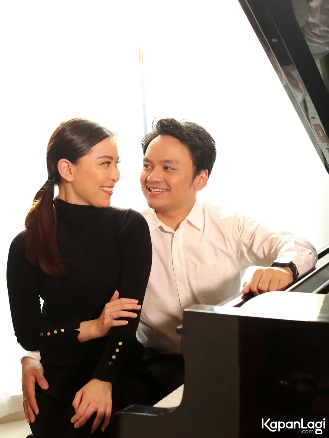 Jika Anda tidak melihat foto Novia Santoso, kemungkinan karena foto dengan nomor tersebut tidak tersedia di Kapanlagi.com™