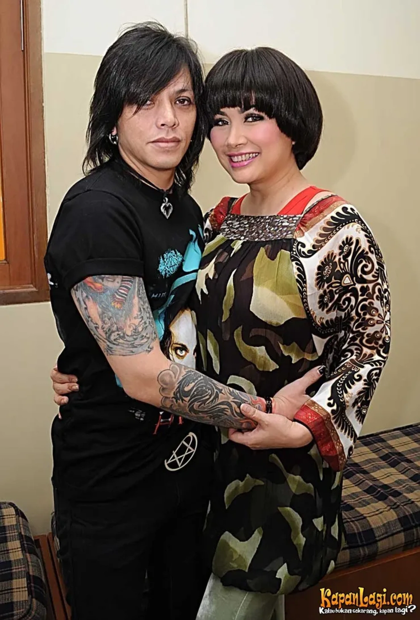 Jika Anda tidak melihat foto Ovy Rif, kemungkinan karena foto dengan nomor tersebut tidak tersedia di Kapanlagi.com™