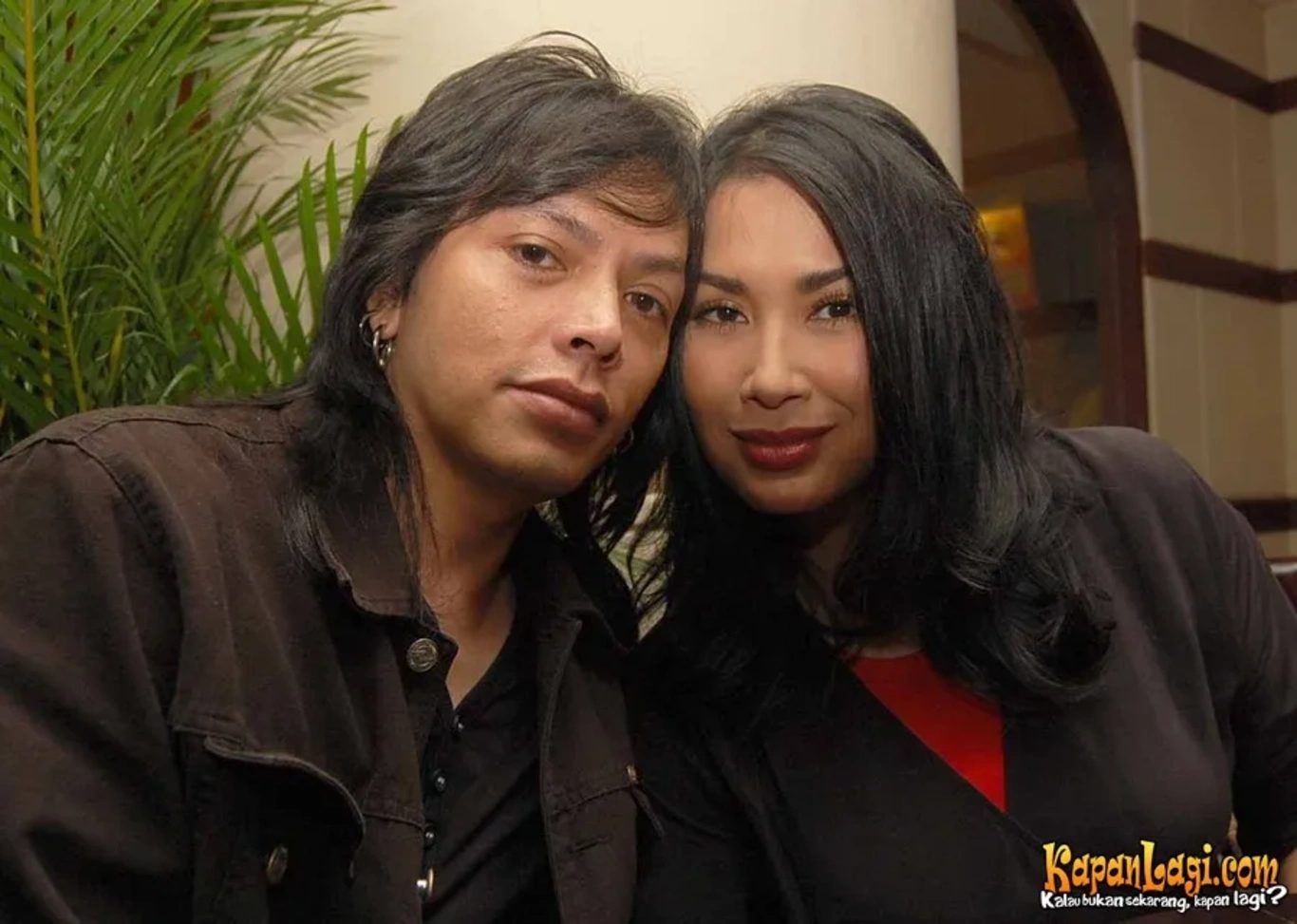 Jika Anda tidak melihat foto Ovy Rif, kemungkinan karena foto dengan nomor tersebut tidak tersedia di Kapanlagi.com™