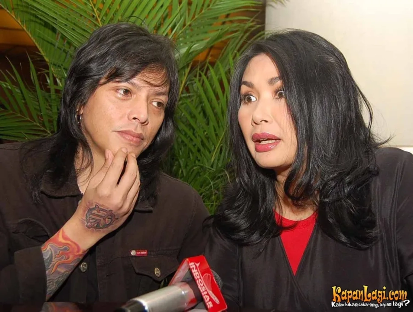 Jika Anda tidak melihat foto Ovy Rif, kemungkinan karena foto dengan nomor tersebut tidak tersedia di Kapanlagi.com™