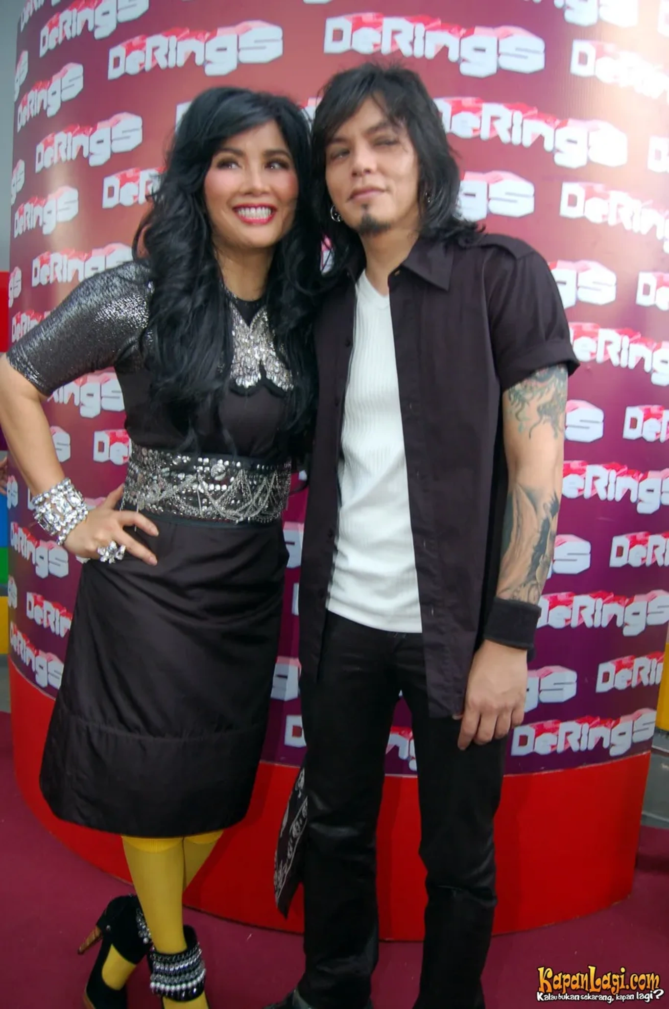 Jika Anda tidak melihat foto Ovy Rif, kemungkinan karena foto dengan nomor tersebut tidak tersedia di Kapanlagi.com™